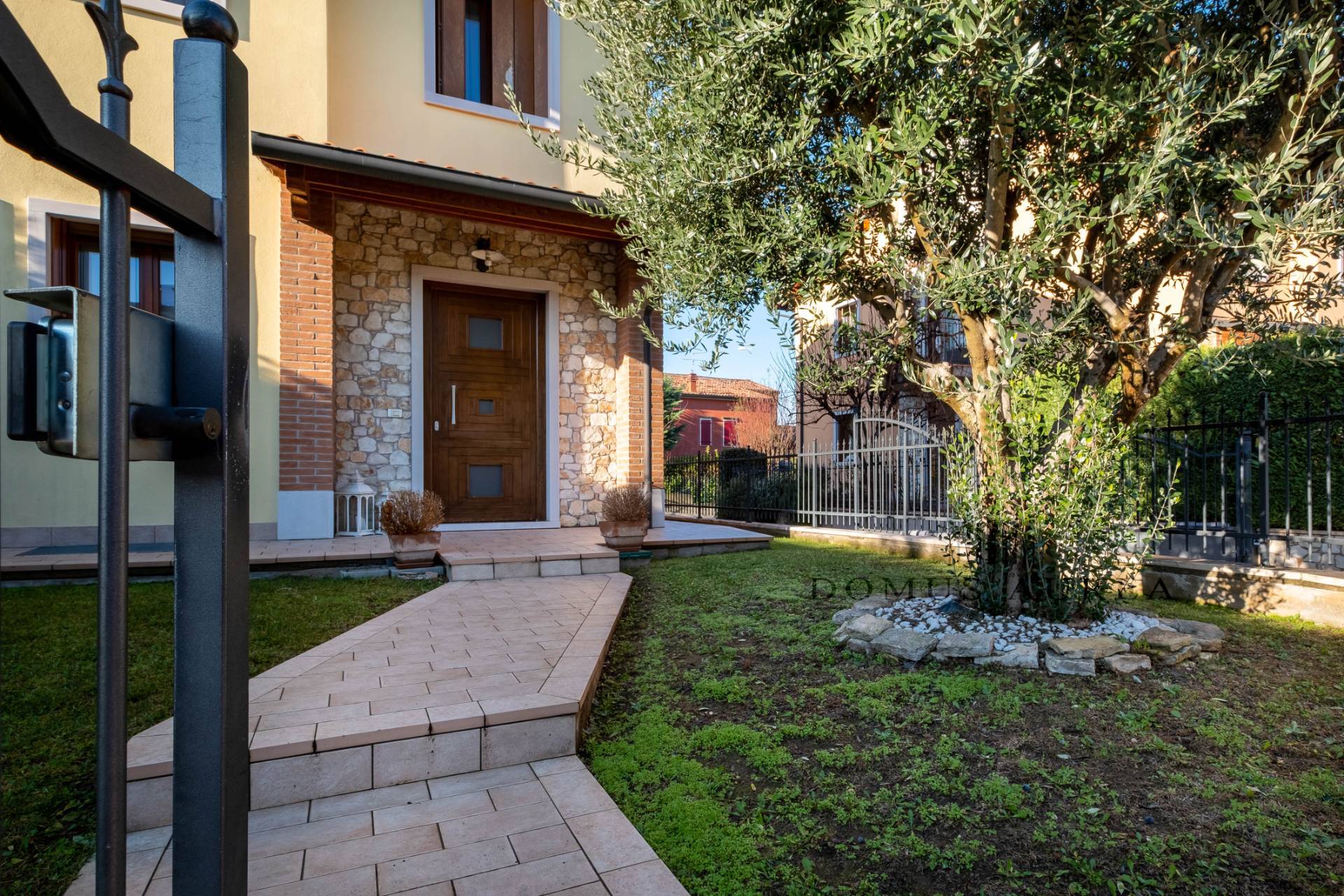 Casa indipendente in vendita a Soave (VR)