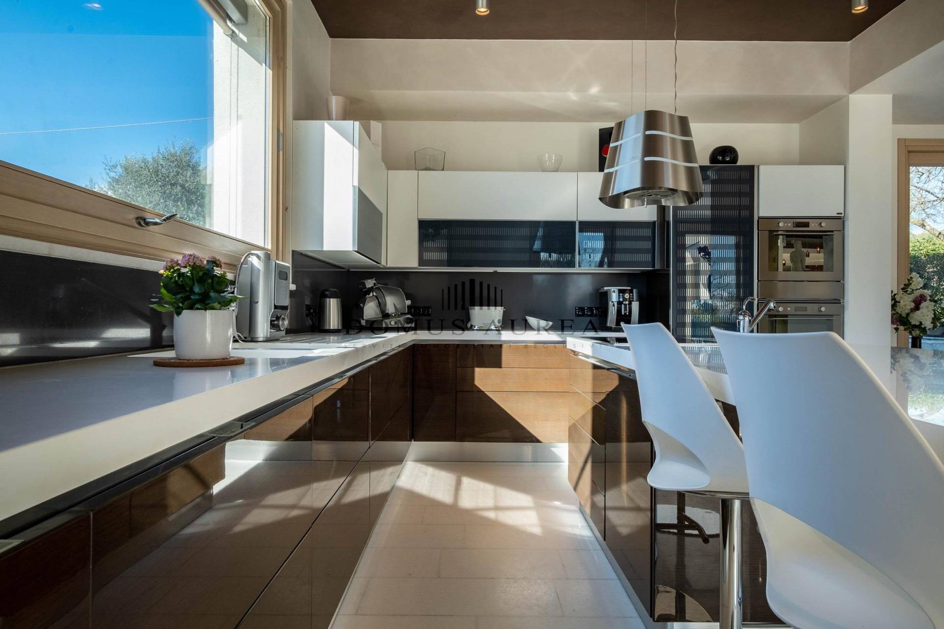 Casa indipendente in vendita a Lavagno (VR)
