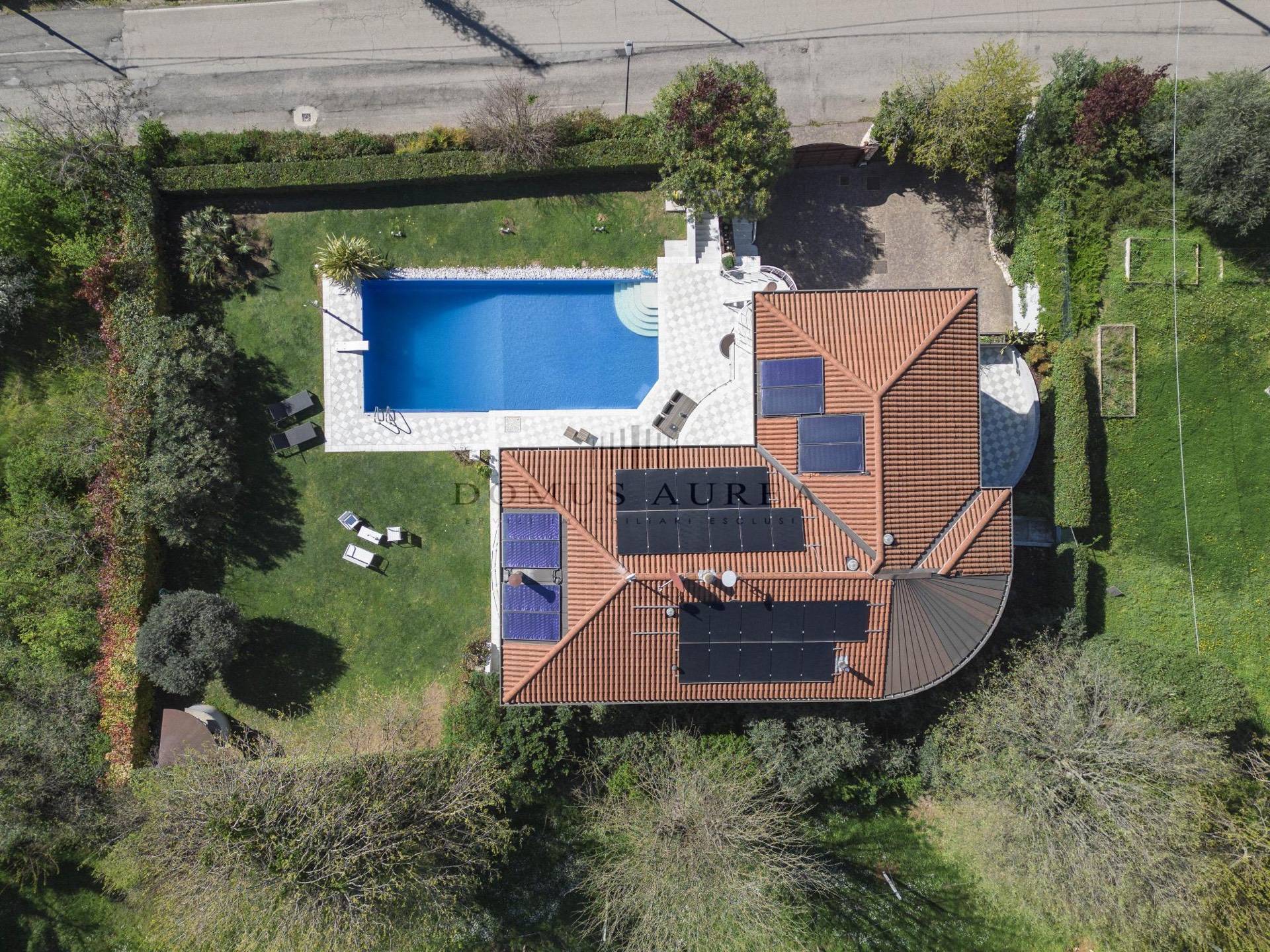 Casa indipendente in vendita a Lavagno (VR)