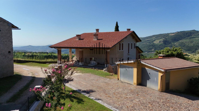 Casa indipendente in vendita a San Giovanni Ilarione (VR)