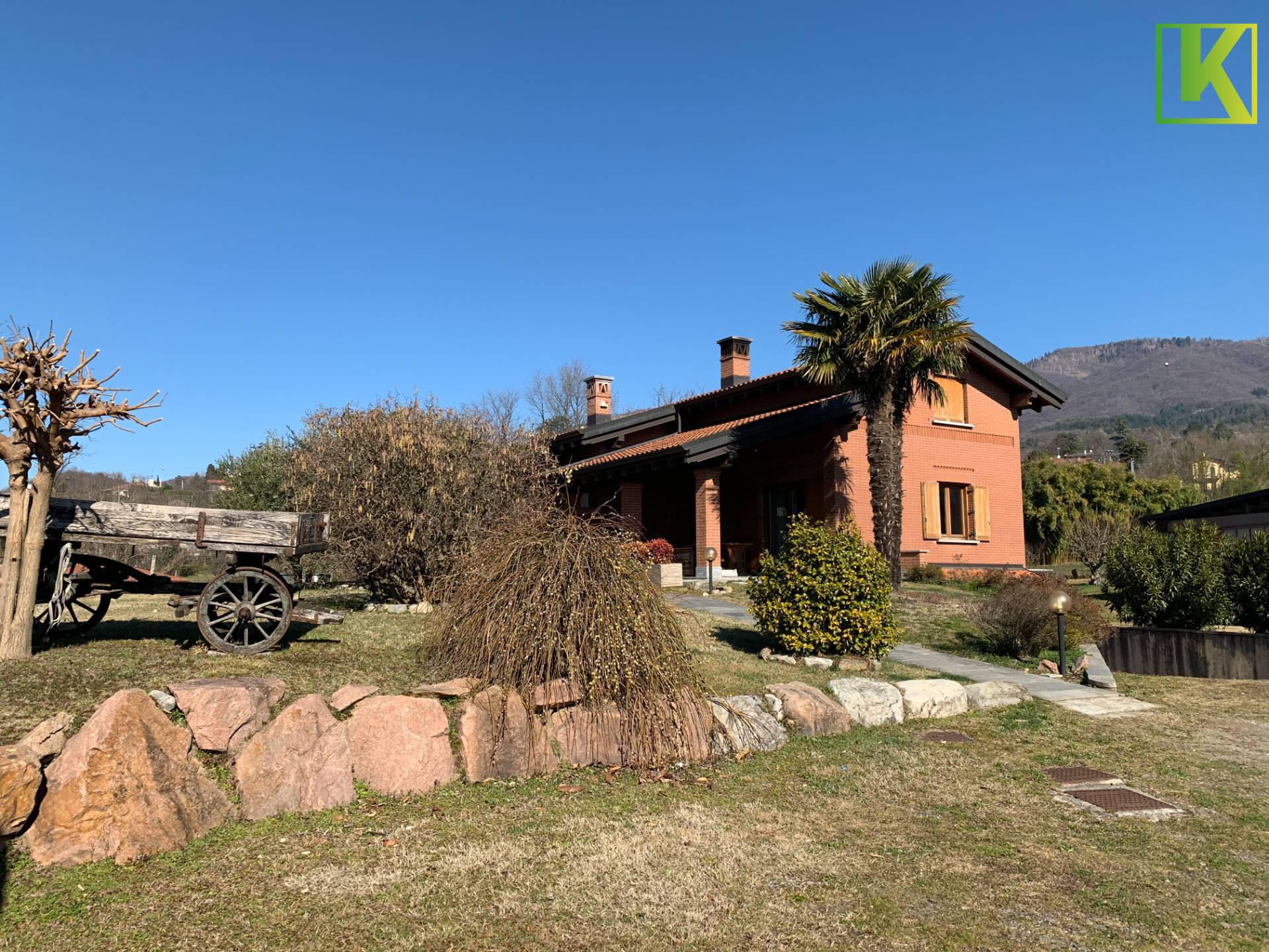 Villa in vendita Varese