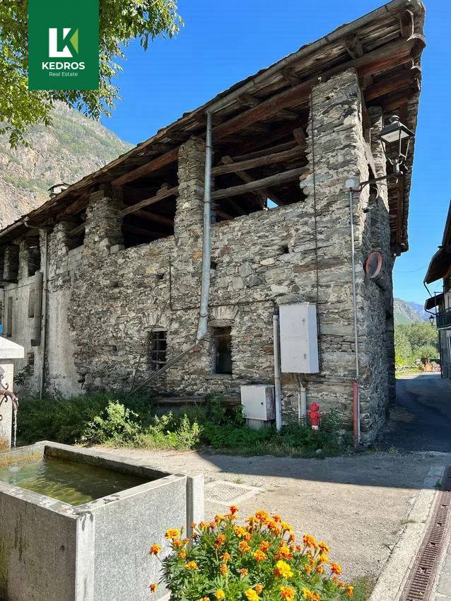 Rustico in vendita a La Salle (AO)