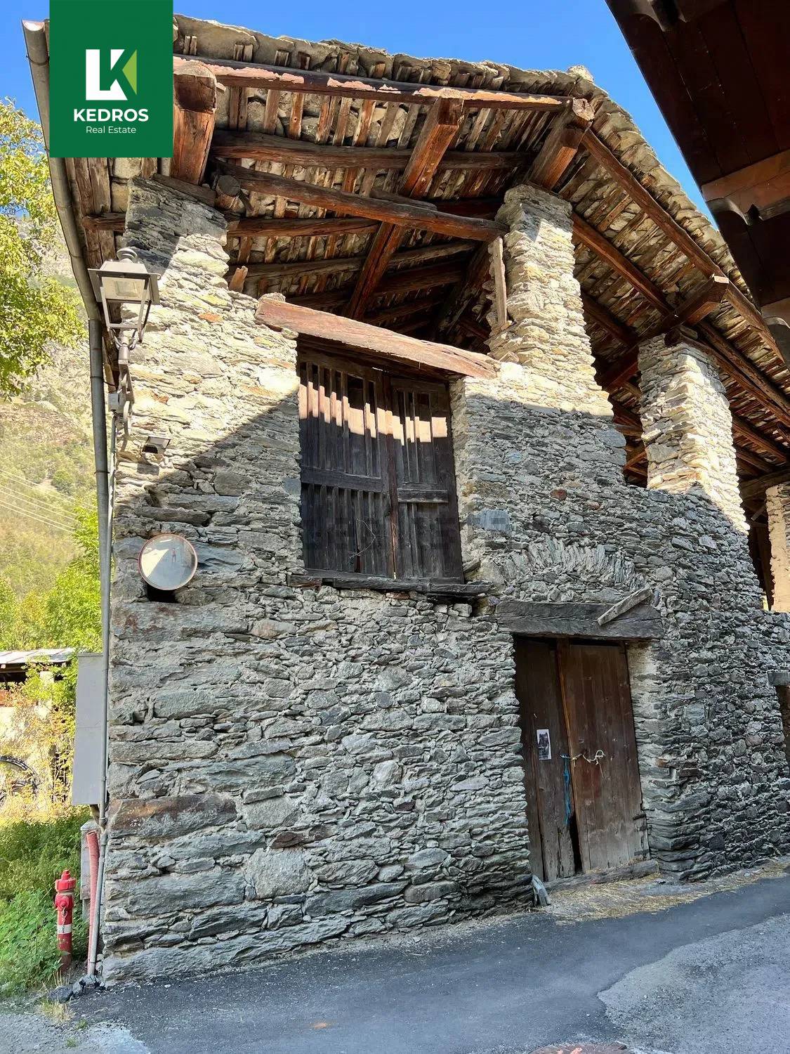 Rustico in vendita a La Salle (AO)