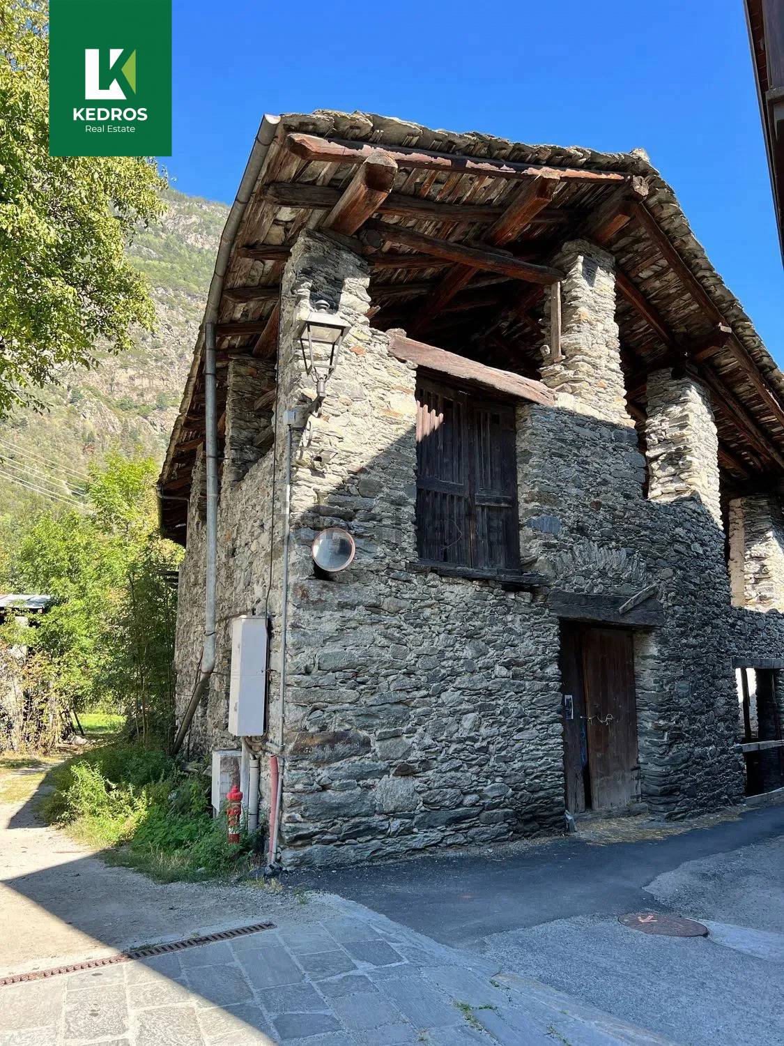 Rustico in vendita a La Salle (AO)