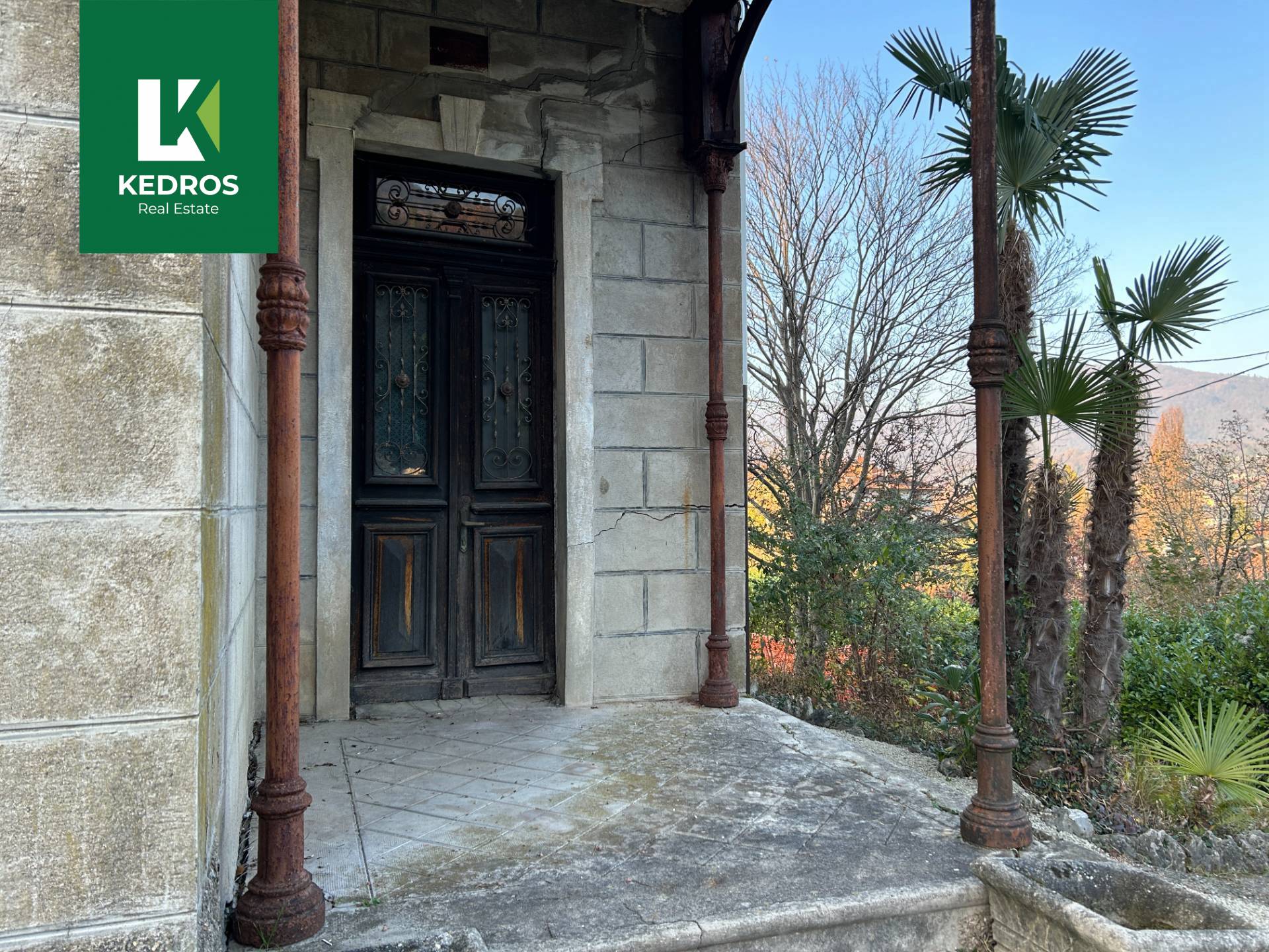 Villa in vendita a Cunardo (VA)