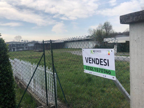 Capannone Industriale in vendita a Mornago