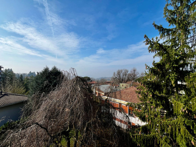 Duplex in vendita a Masnago, Varese (VA)