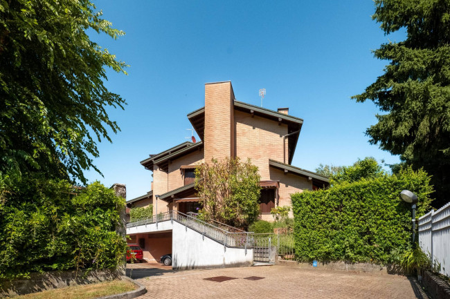 Villa a Schiera in affitto a Varese