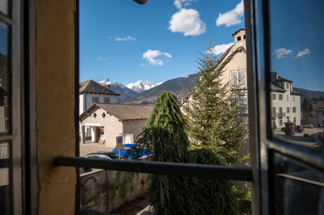 Casa semindipendente in vendita a Santa Maria Maggiore