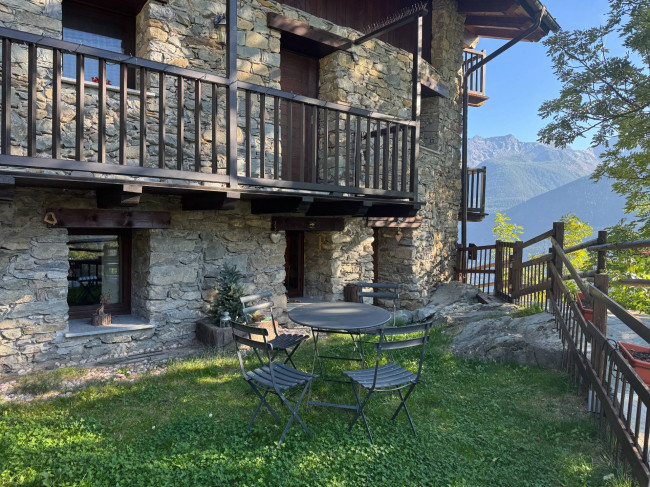 Appartamento Trilocale in vendita a La Salle