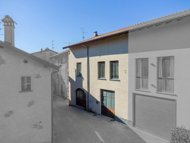 Terracielo in vendita a Gavirate