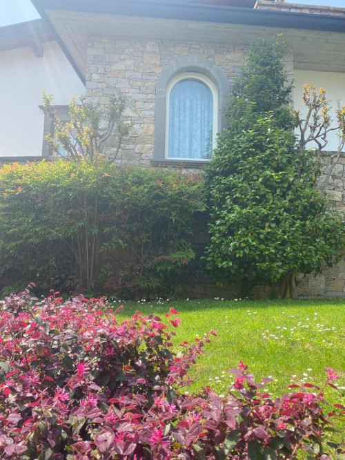 Villa in vendita a Ranica (BG)