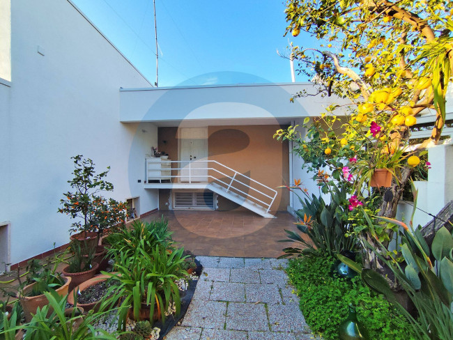 Villette a schiera in vendita a Valenzano