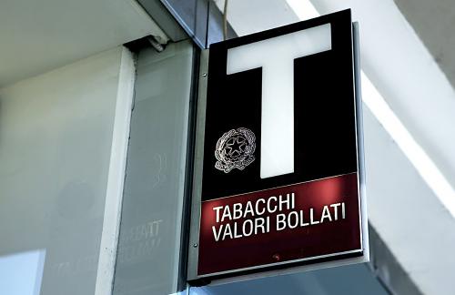 Tabaccheria Giochi in vendita a Bari