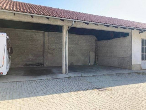 Garage/Box/Posto auto in affitto a Piobesi Torinese (TO)