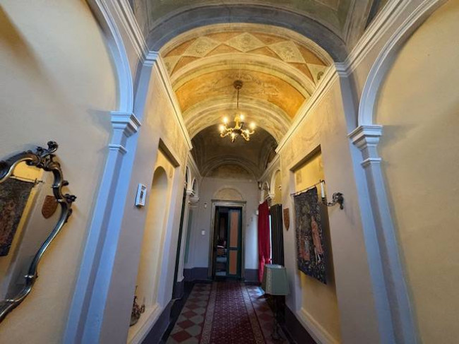 Casa Colonica in Vendita a Piobesi Torinese