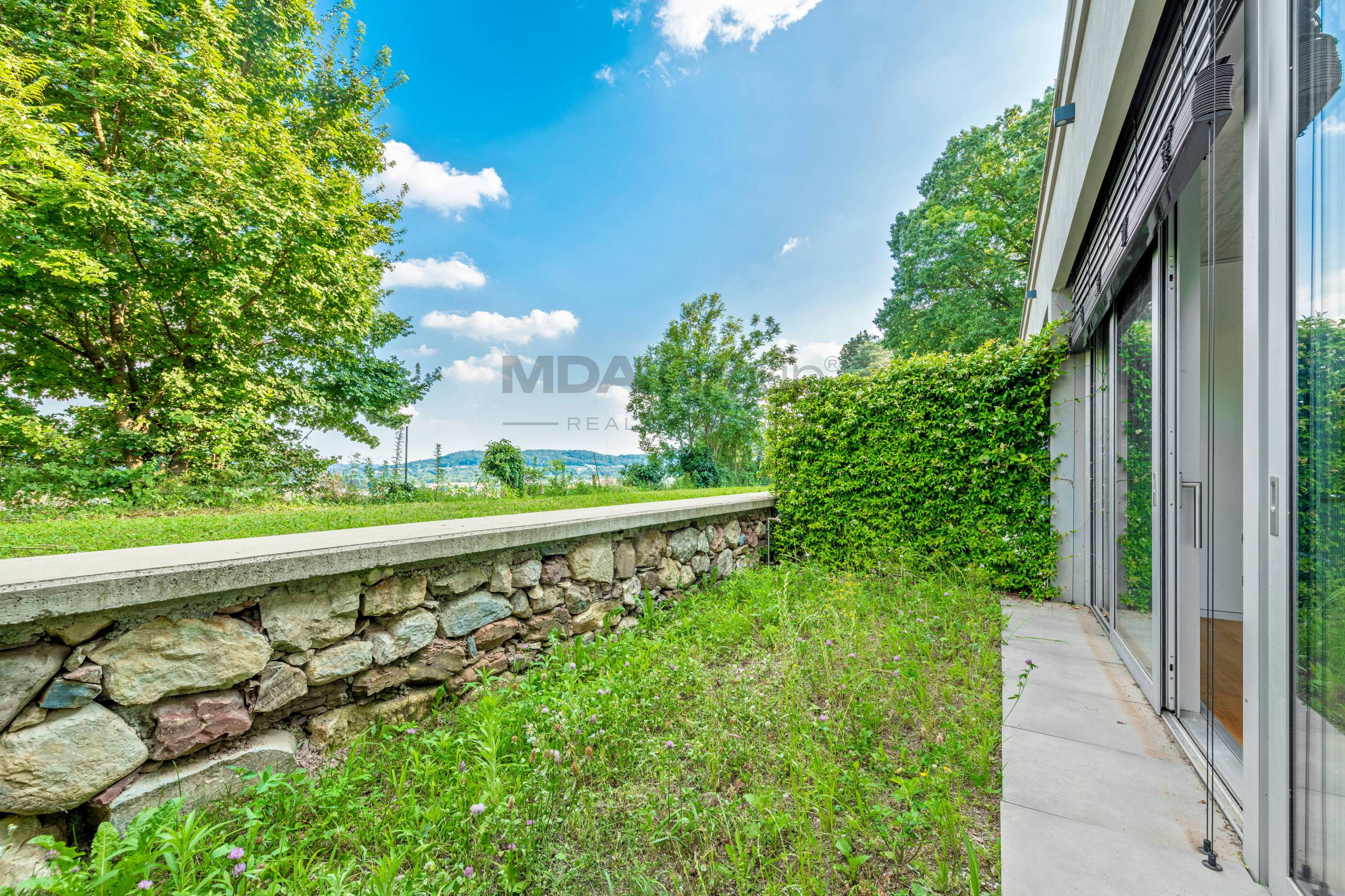 Duplex Immersed in Nature