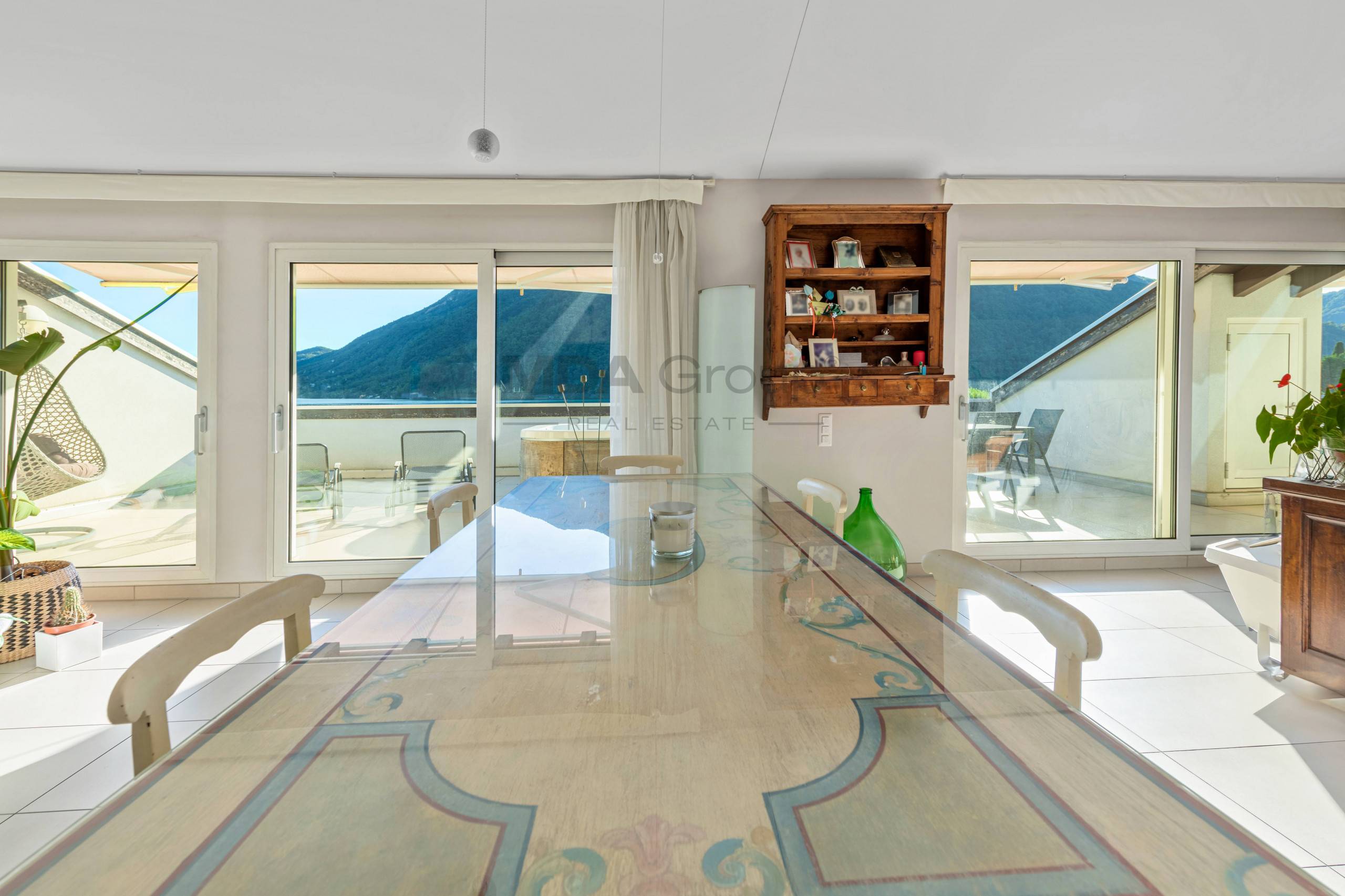 Penthouse for sale in Melano