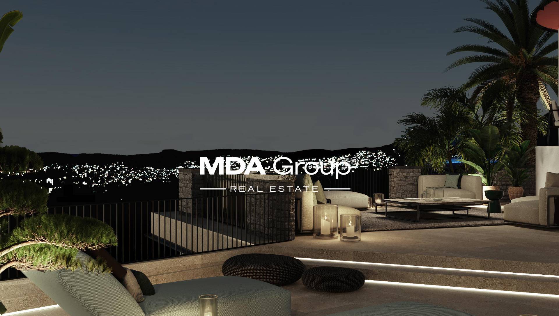 EXCLUSIVE RESIDENCE WITH LAKE VIEW AND PRIVATE DOCK