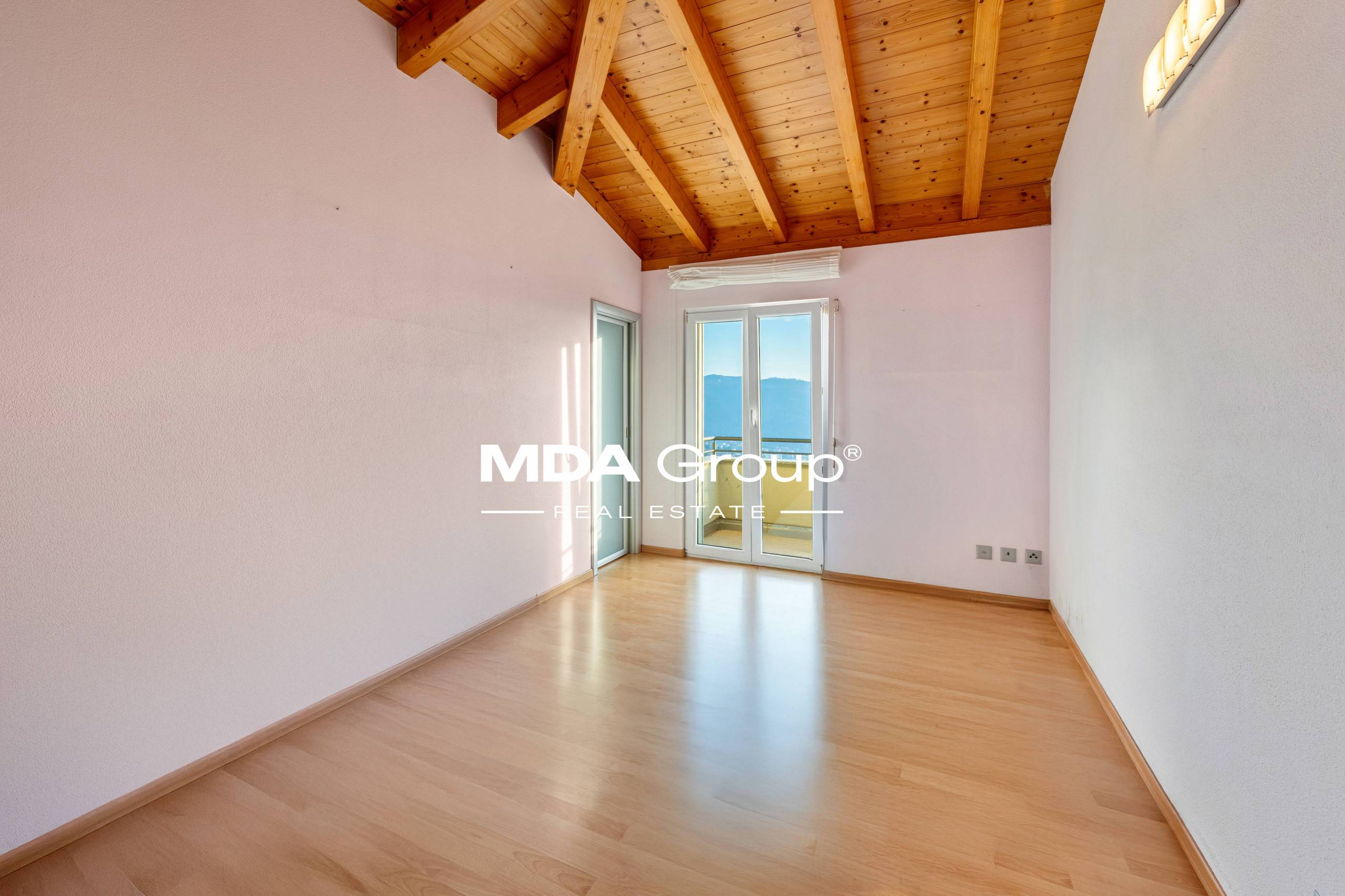 PANORAMIC HOUSE