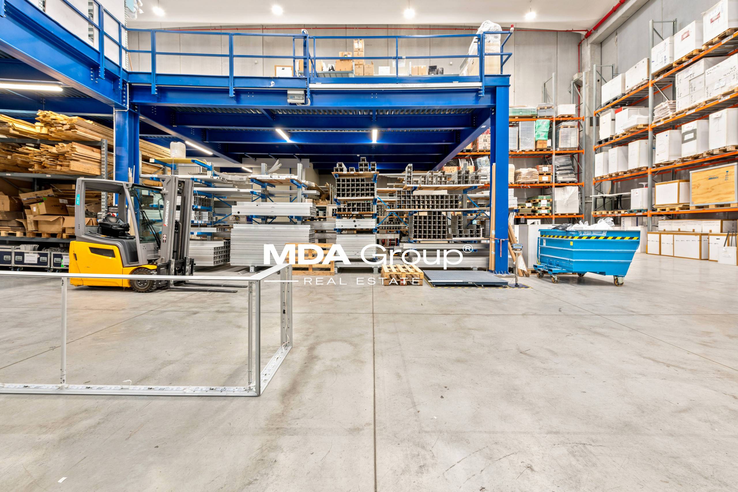 HIGH-TECH LOGISTIC WAREHOUSE