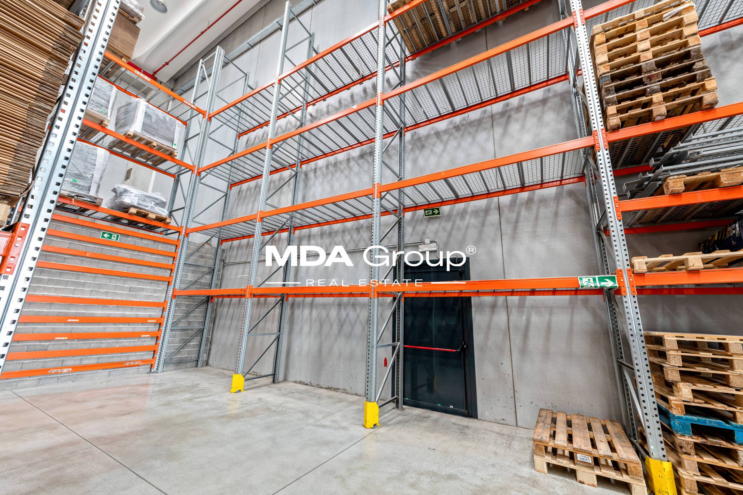 HIGH-TECH LOGISTIC WAREHOUSE