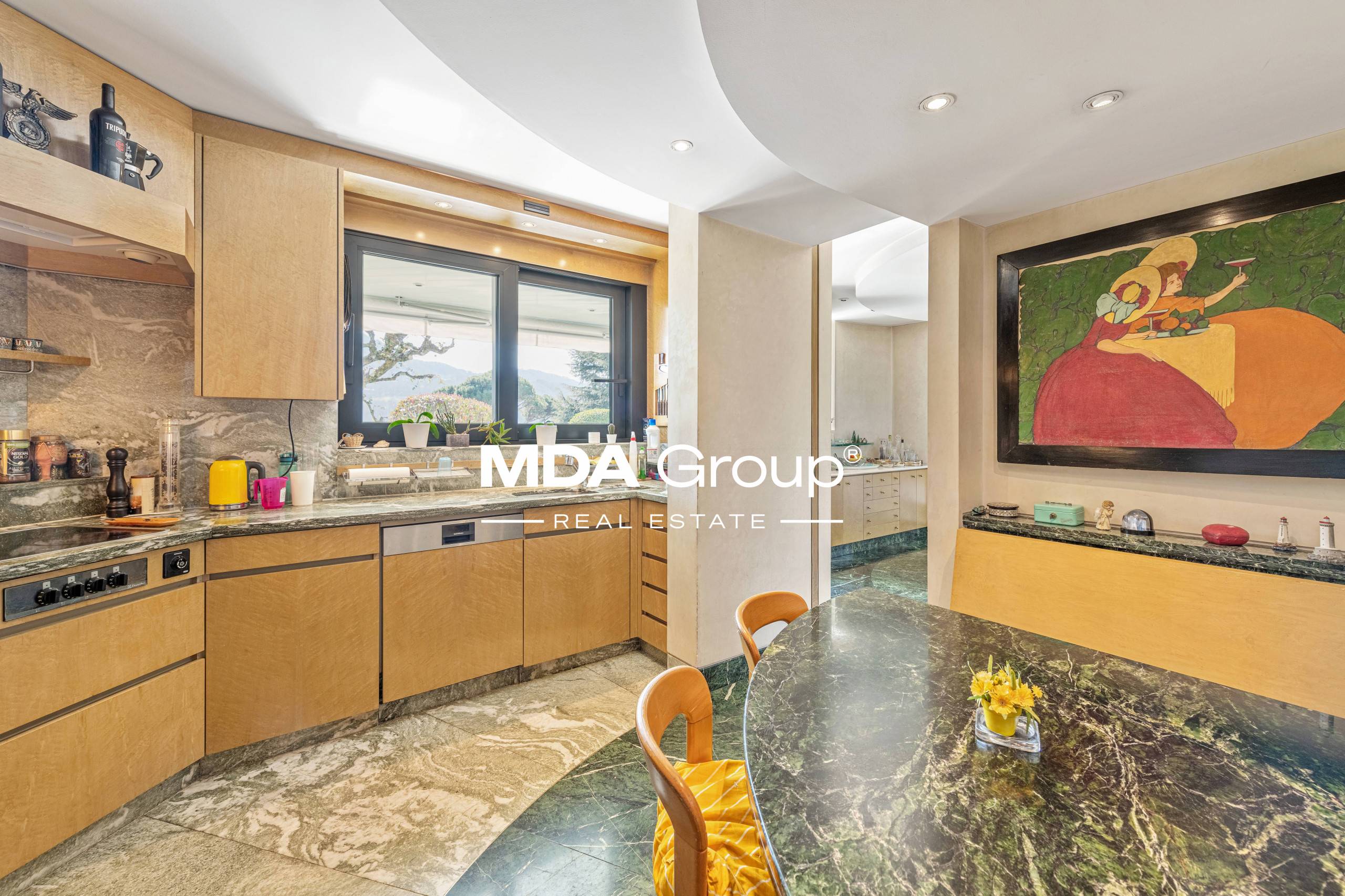 EXCLUSIVE CHARMING PROPERTY