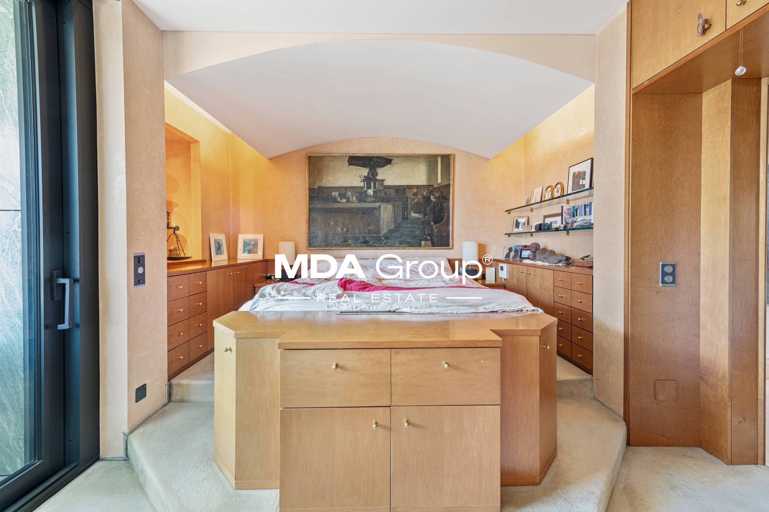 EXCLUSIVE CHARMING PROPERTY