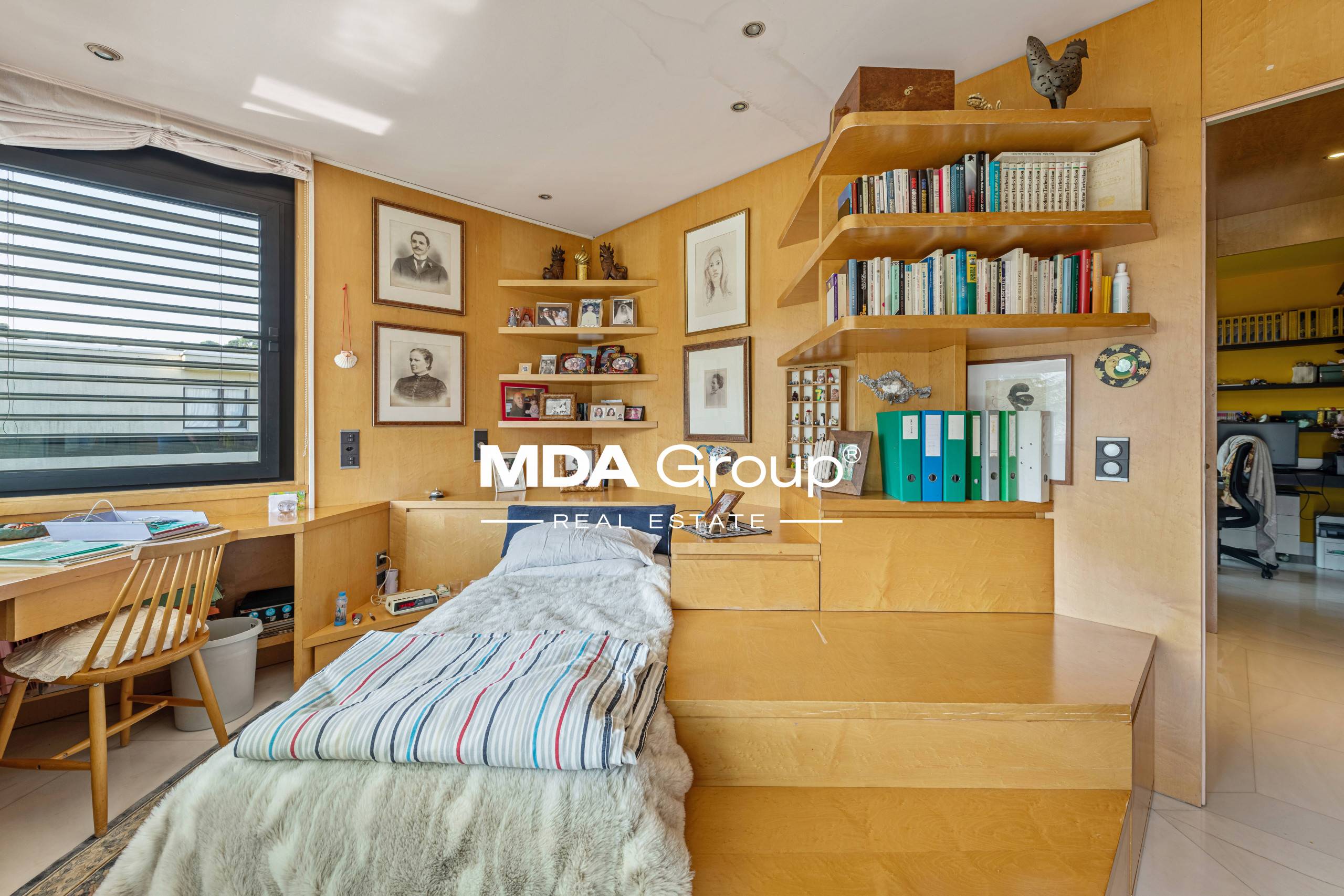 EXCLUSIVE CHARMING PROPERTY