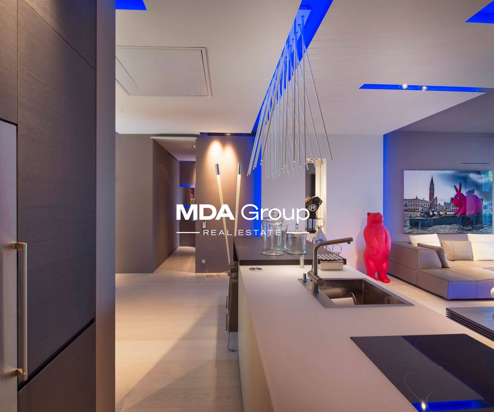 DESIGN, LAKE VIEW AND GARDEN