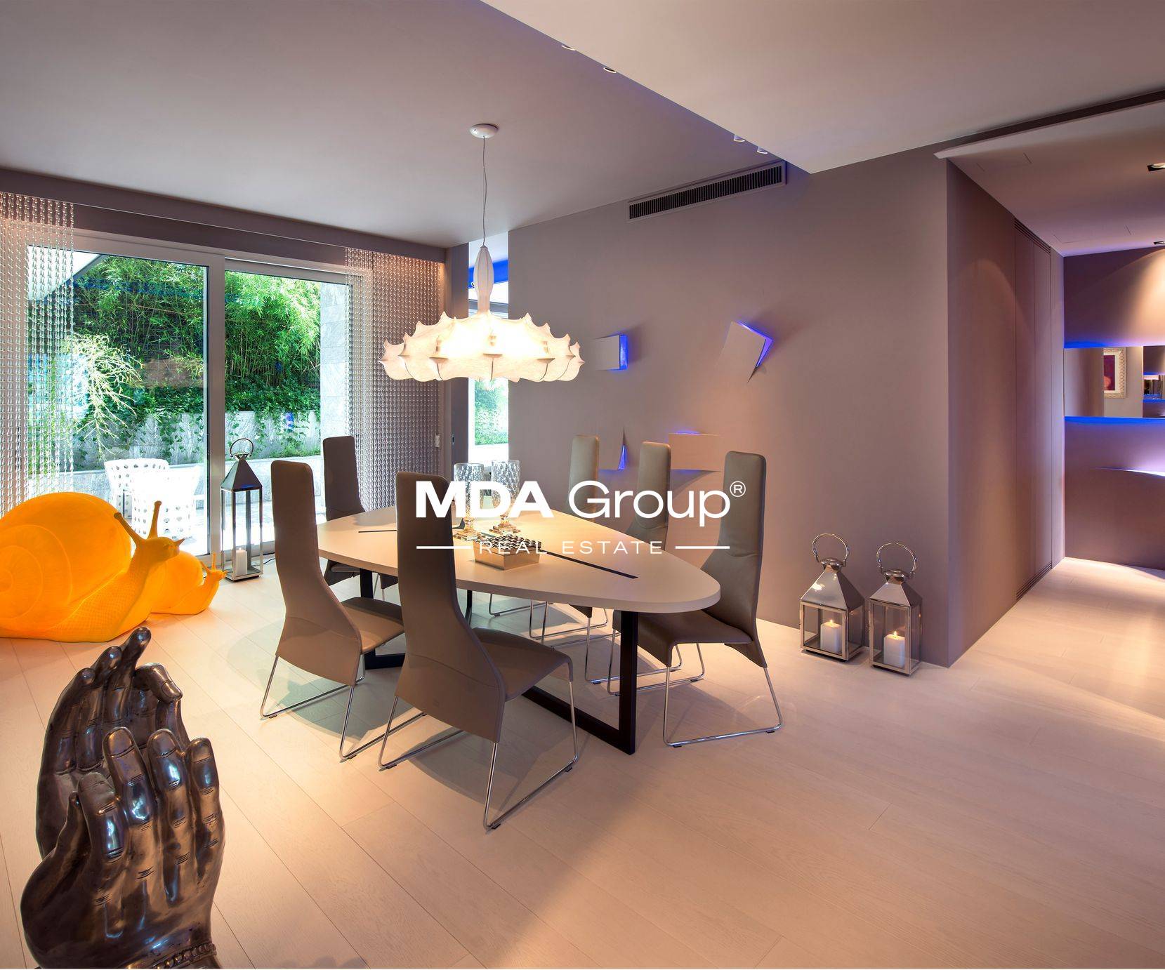 DESIGN, LAKE VIEW AND GARDEN