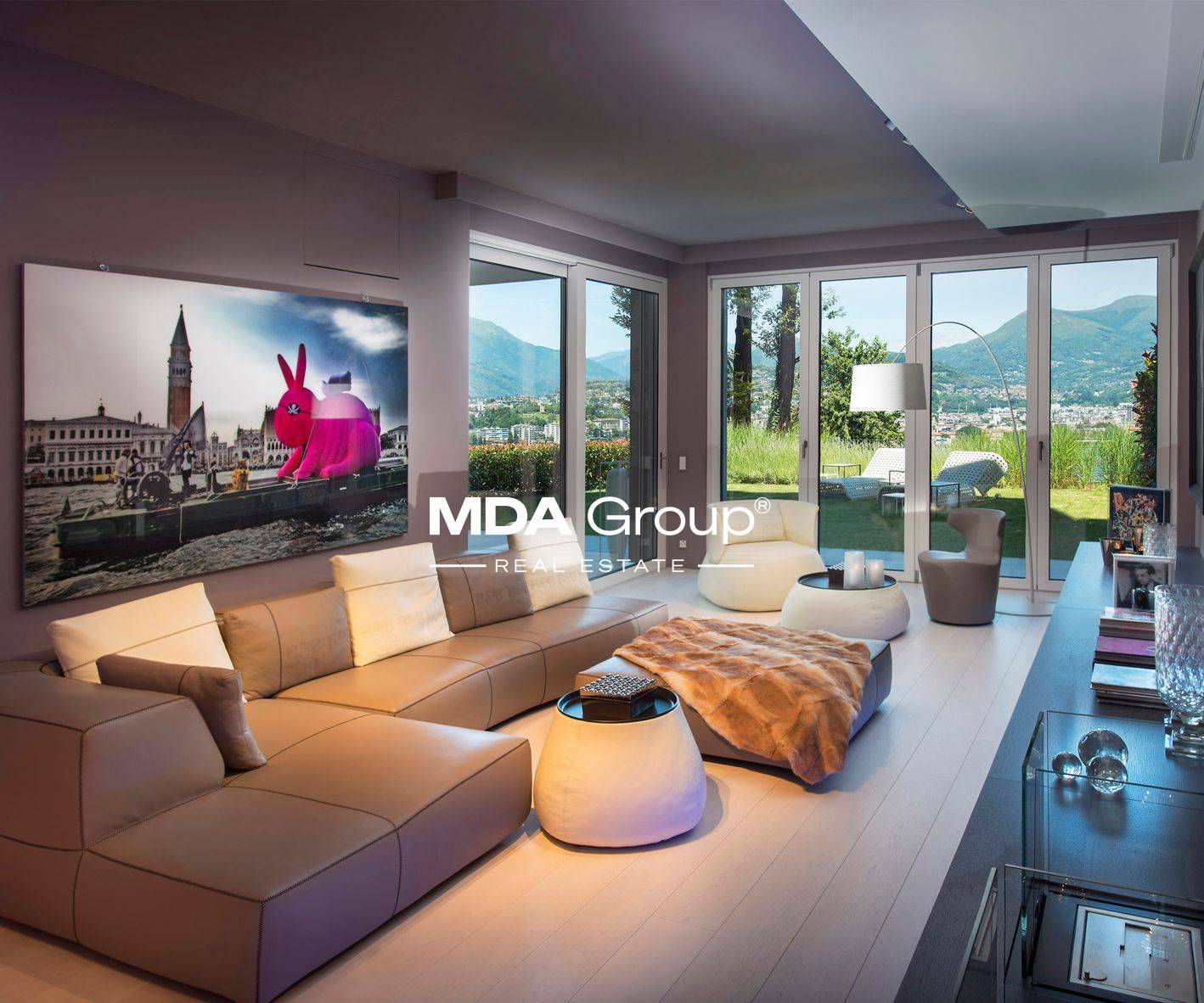 DESIGN, LAKE VIEW AND GARDEN