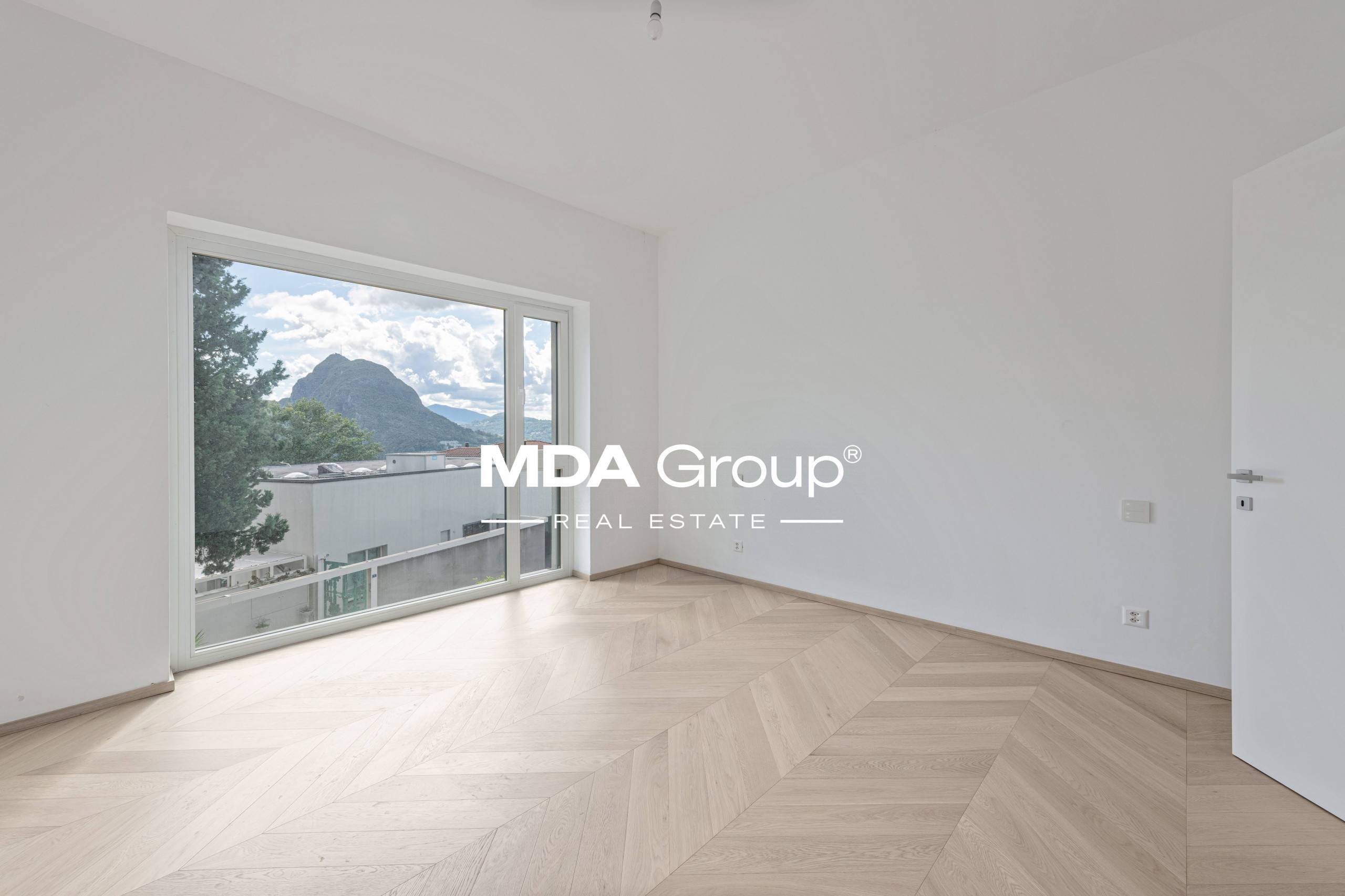 FIRST LEASE - ELEGANCE & PRIME LOCATION