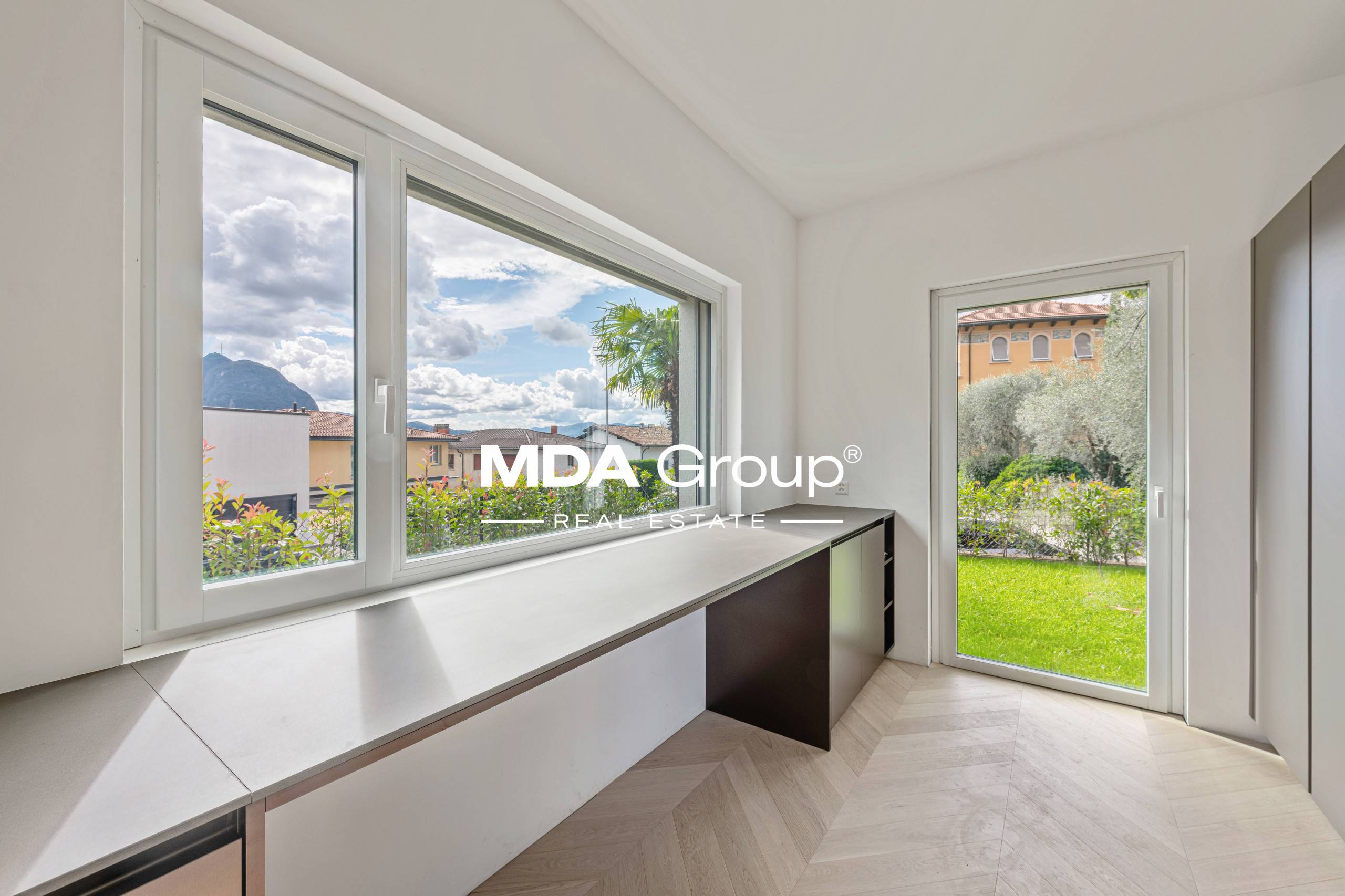 FIRST LEASE - ELEGANCE & PRIME LOCATION
