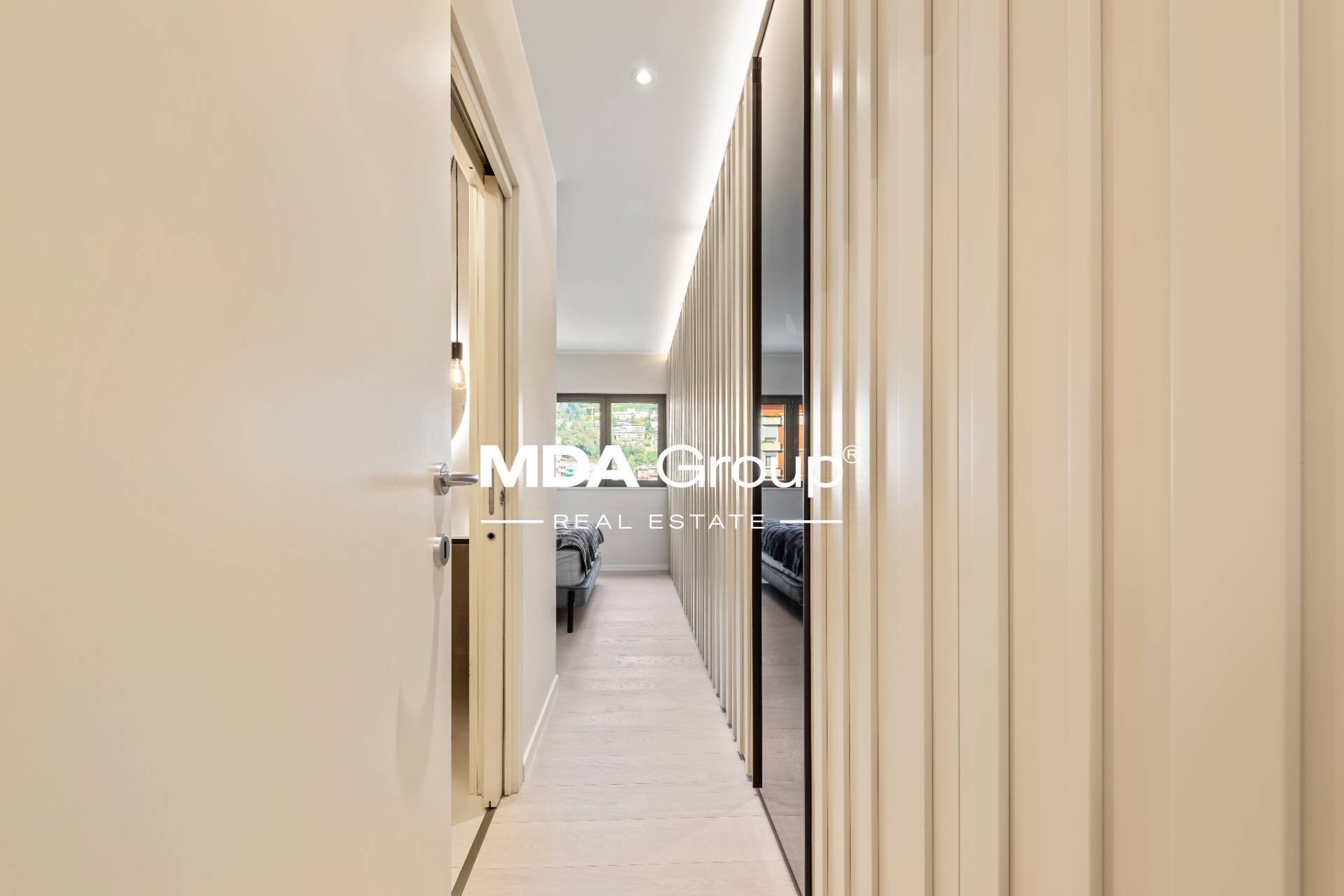 ESSENTIAL DESIGN. SMART LIVING. CASSARATE.