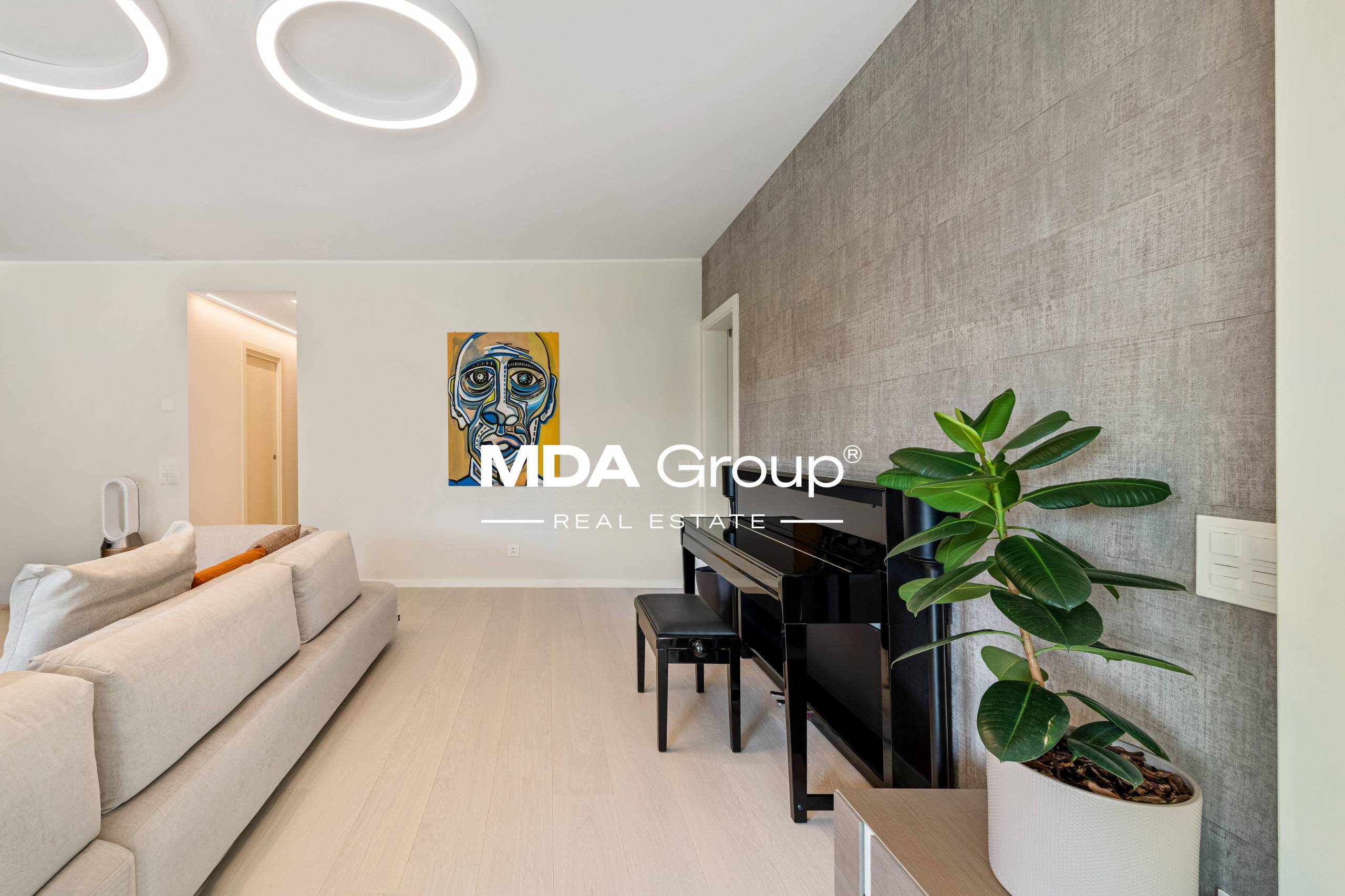 ESSENTIAL DESIGN. SMART LIVING. CASSARATE.