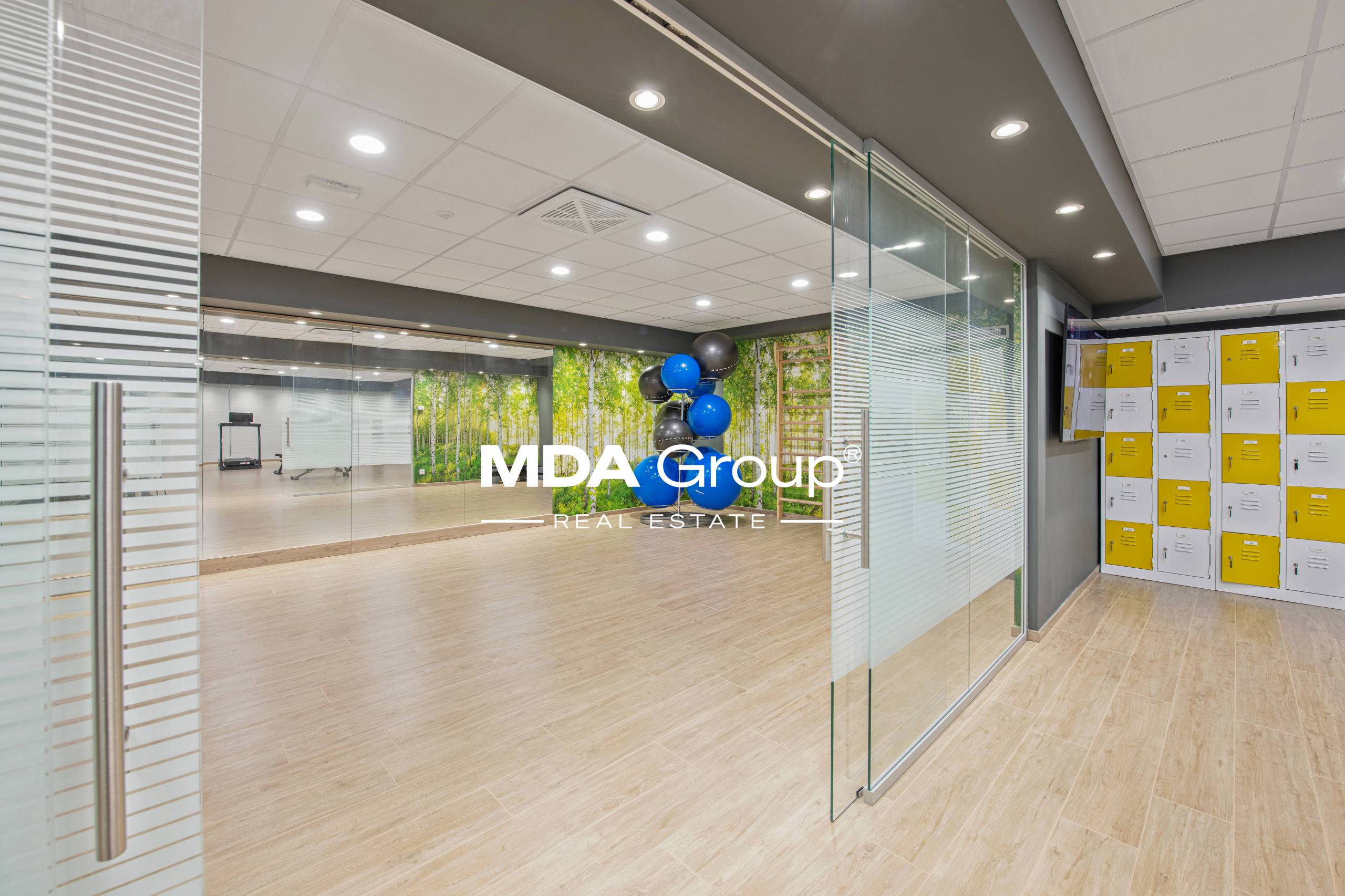 STYLISH OFFICE  IN TOP LOCATION!