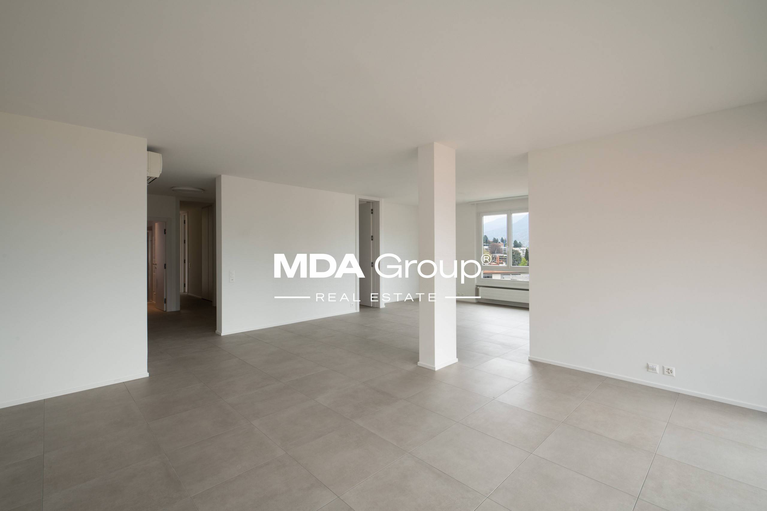 RENOVATED PENTHOUSE WITH TERRACES AND WINTER GARDEN