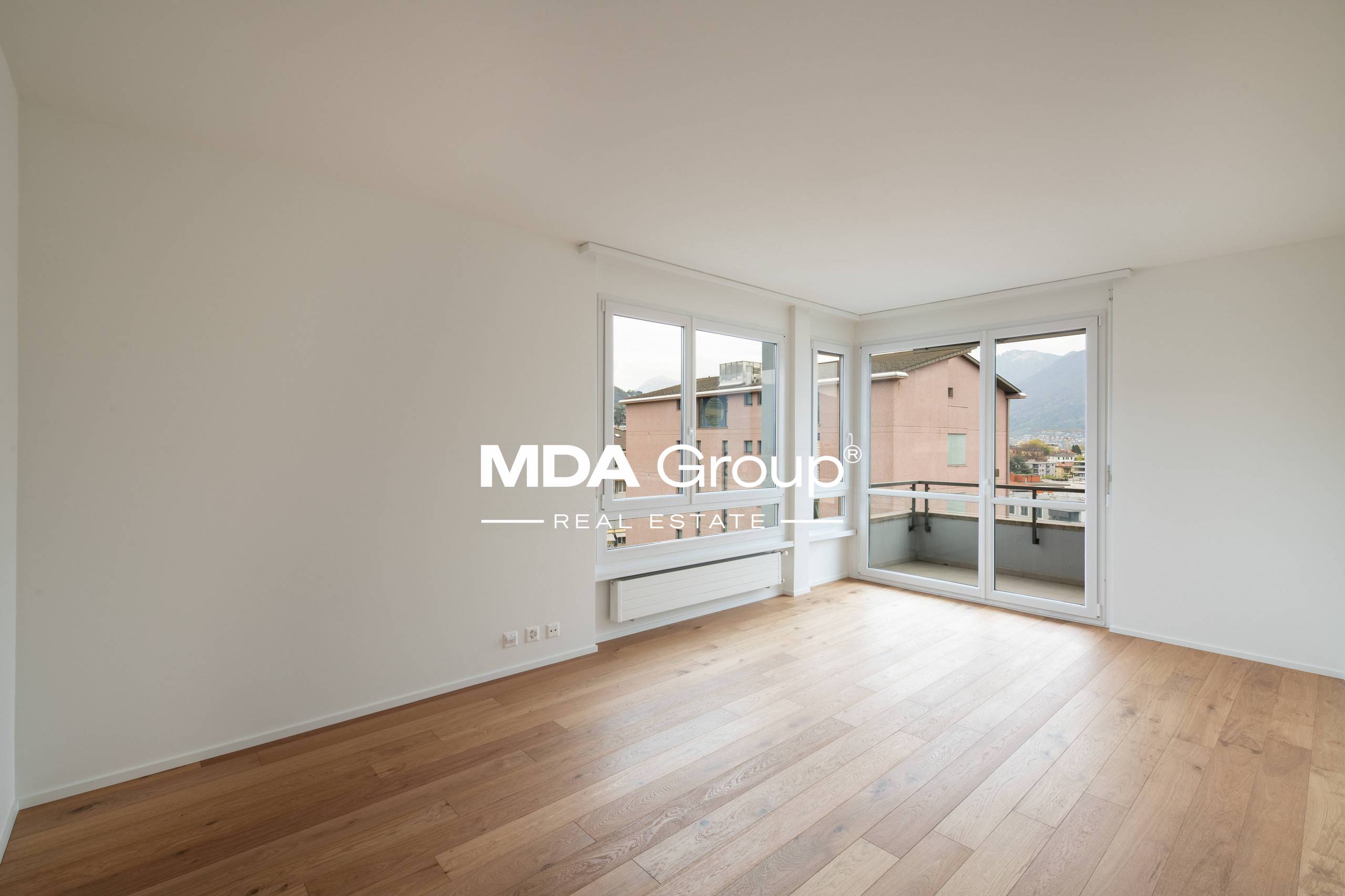 RENOVATED PENTHOUSE WITH TERRACES AND WINTER GARDEN