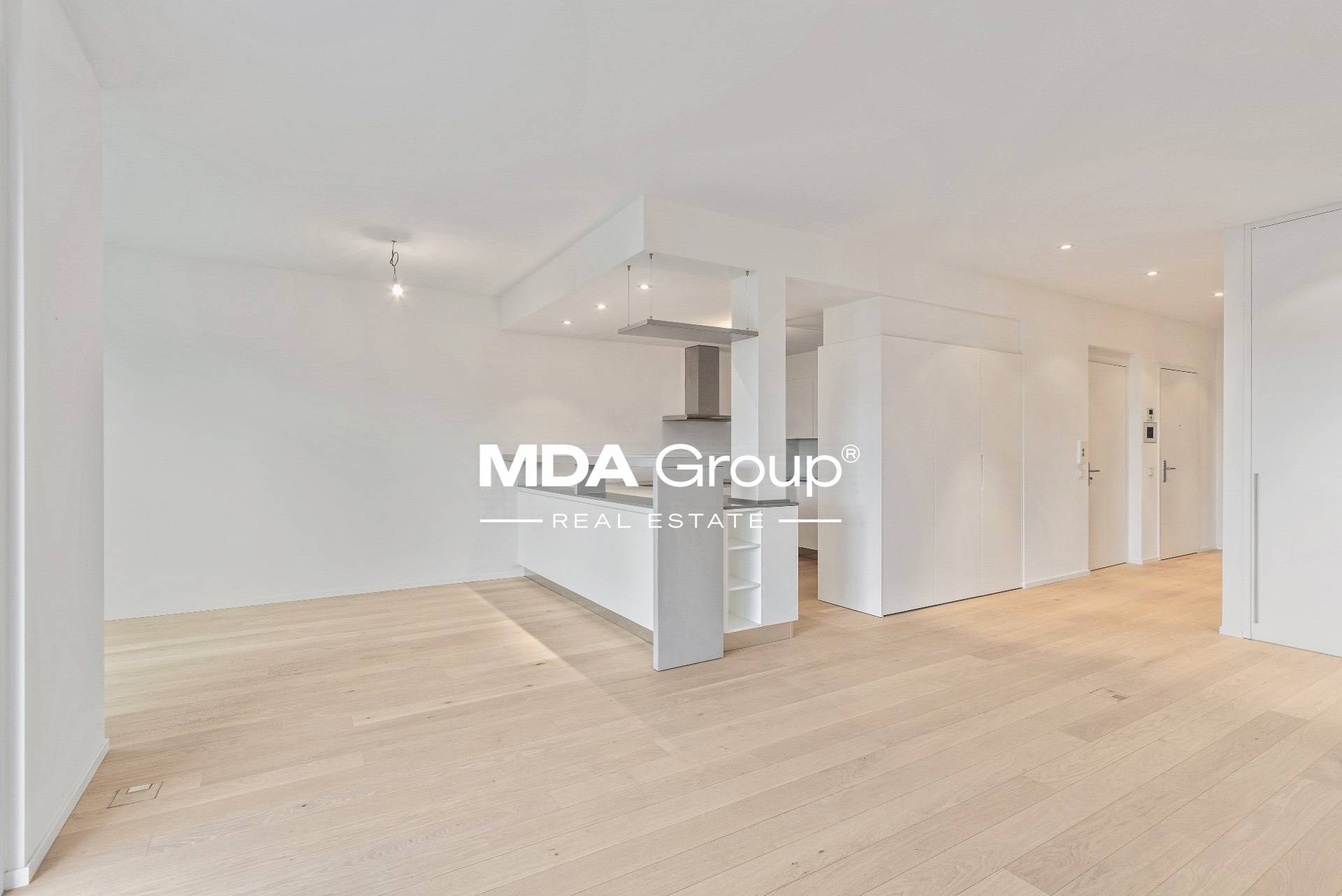 MAGNIFICO APPARTAMENTO CON GIARDINO IN ESCLUSIVO CONTESTO ALBERGHIERO