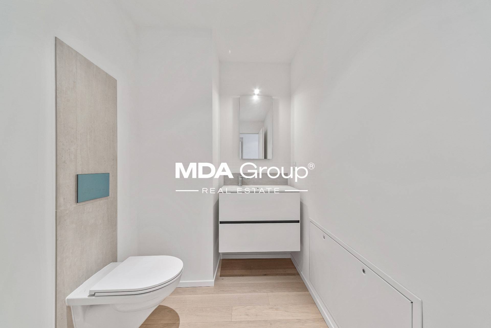 MAGNIFICO APPARTAMENTO CON GIARDINO IN ESCLUSIVO CONTESTO ALBERGHIERO