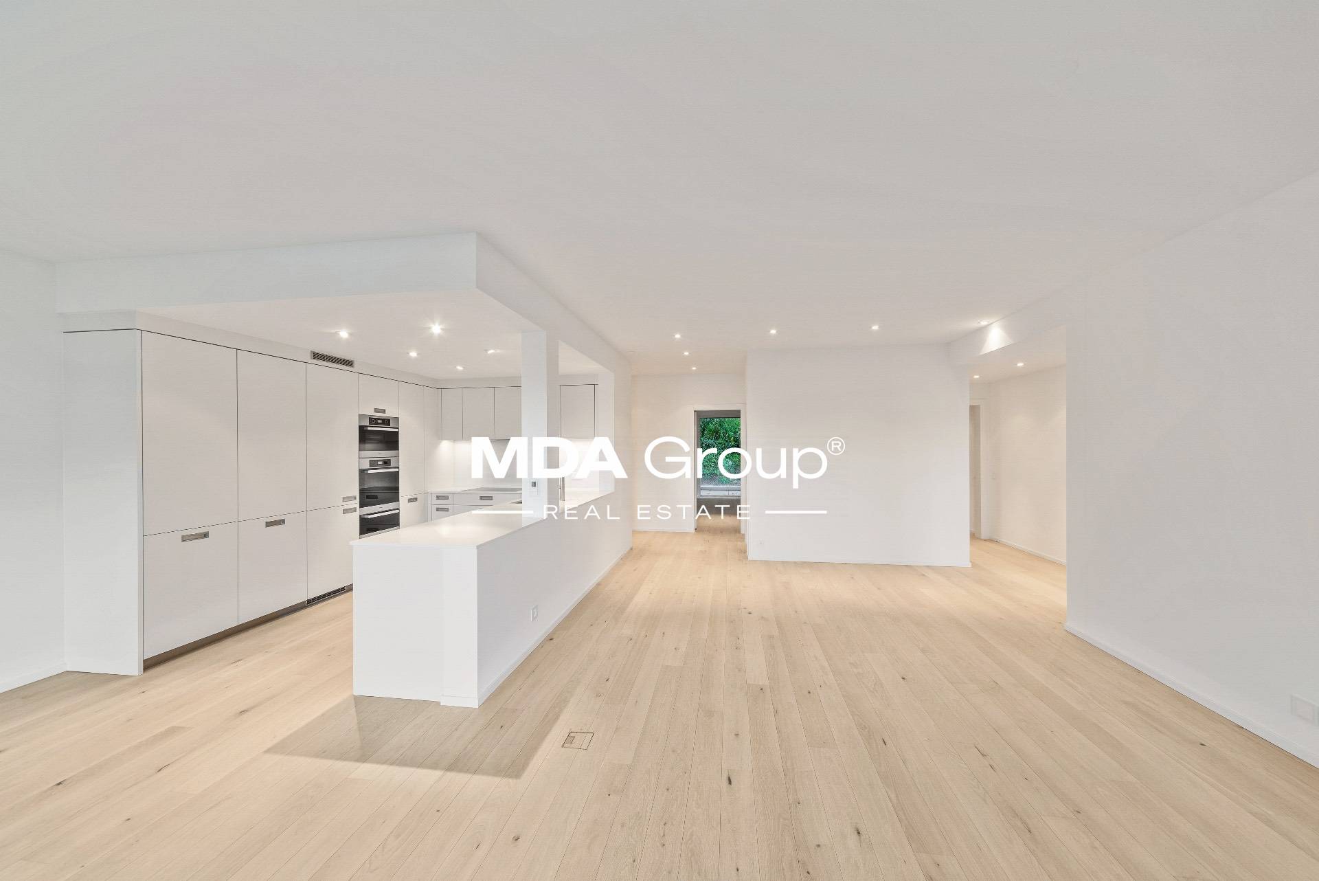 WUNDERSCHÖNE WOHNUNG IN EXKLUSIVEM HOTELAMBIENTE