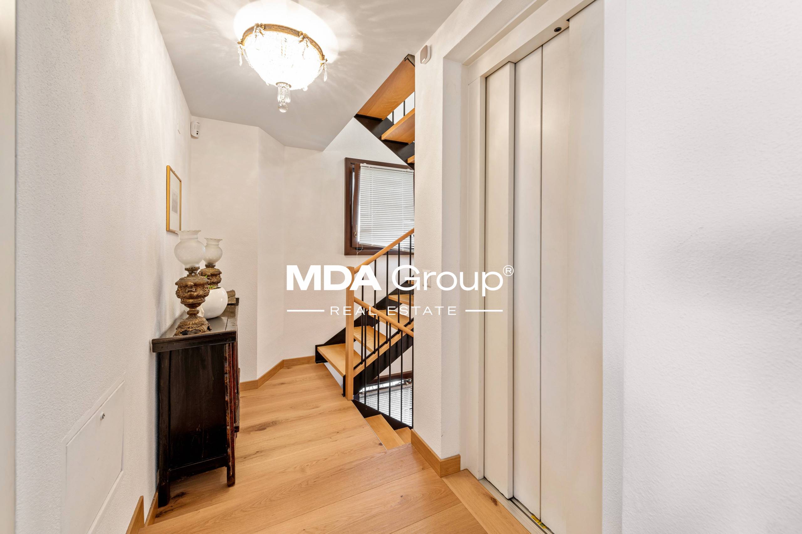 TIMELESS HERITAGE, CONTEMPORARY LIVING