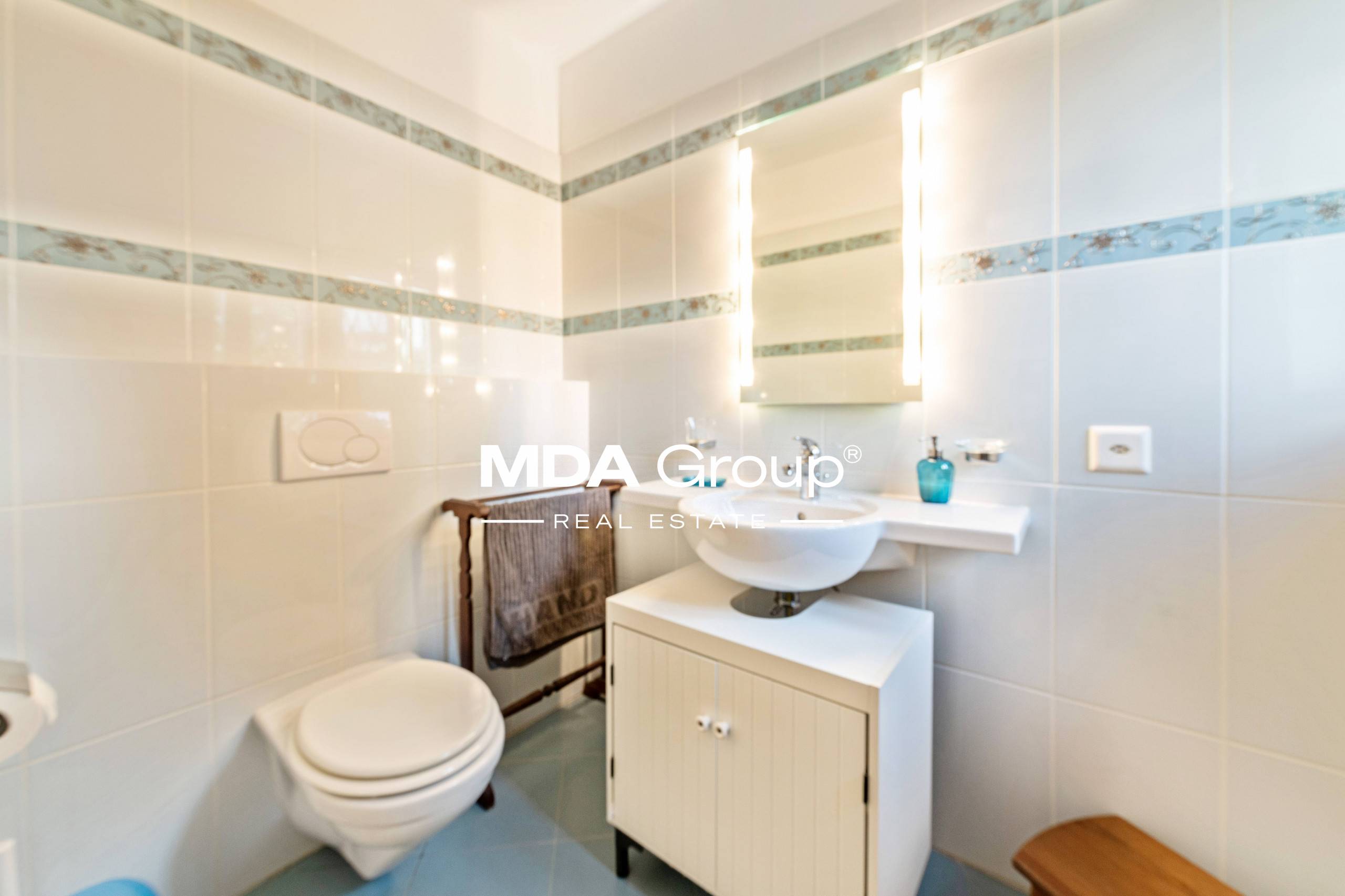 TIMELESS HERITAGE, CONTEMPORARY LIVING