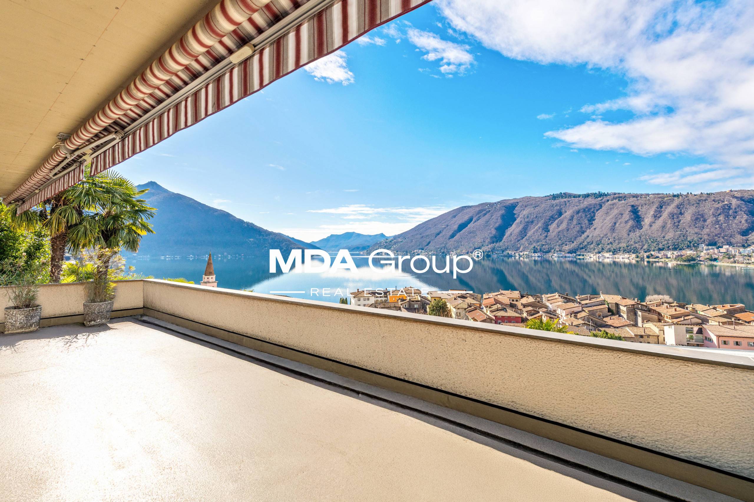 STUNNING LAKE VIEW & POTENTIAL