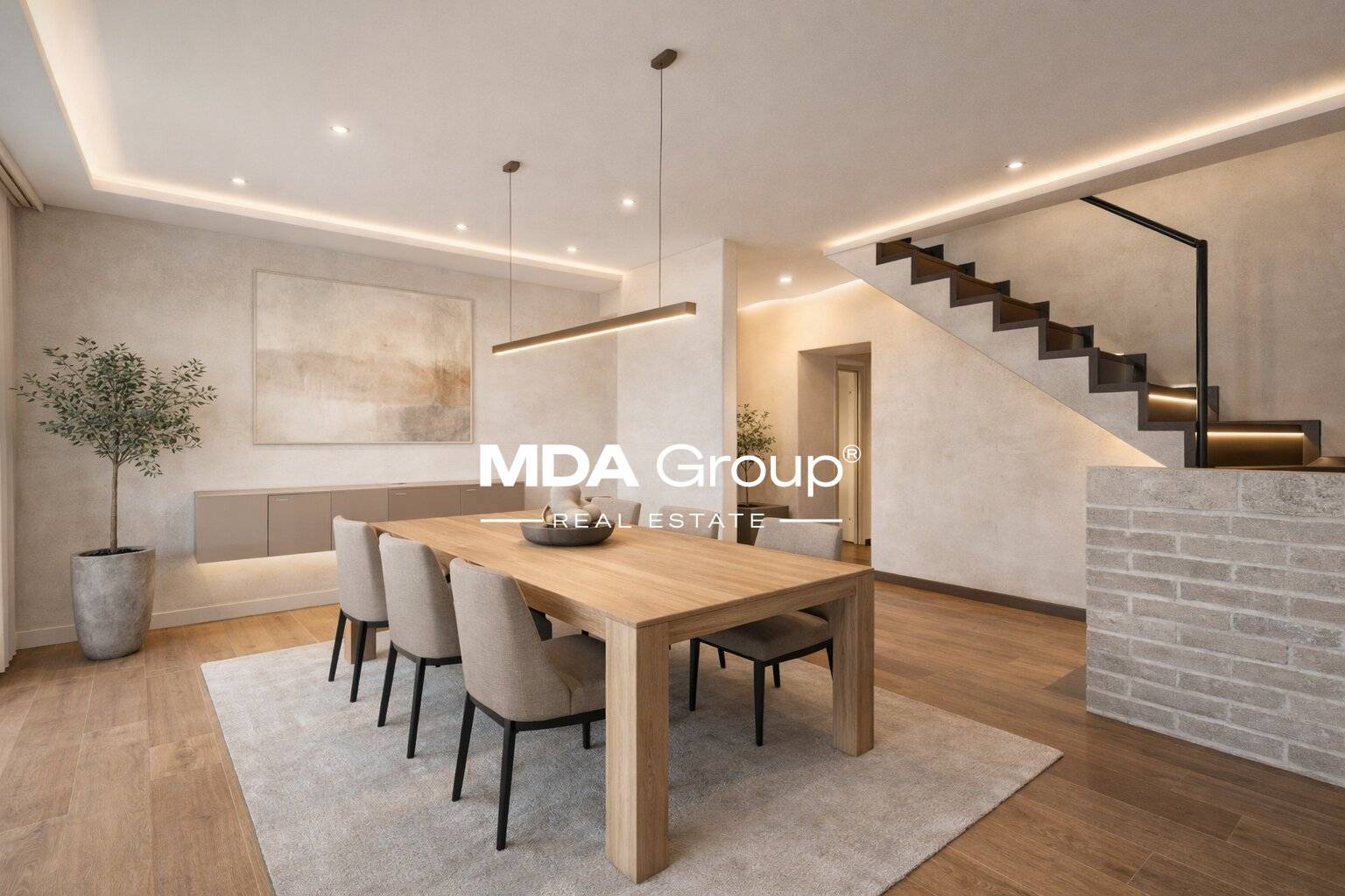 VILLA WITH INTERESTING POTENTIAL