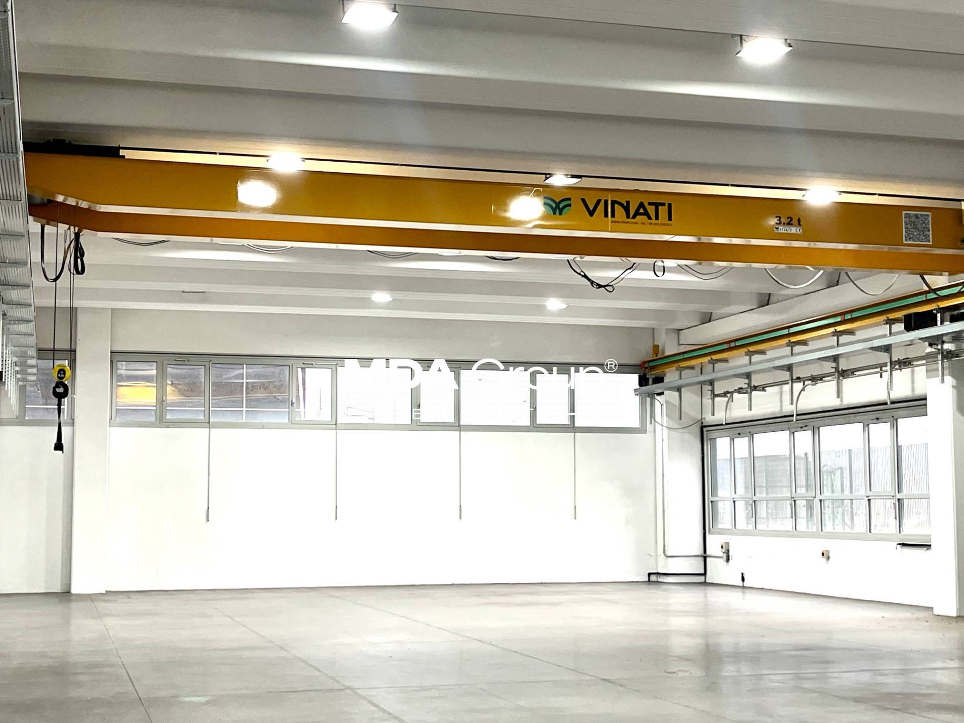 MODERN INDUSTRIAL SURFACE WITH OFFICES AND WAREHOUSE