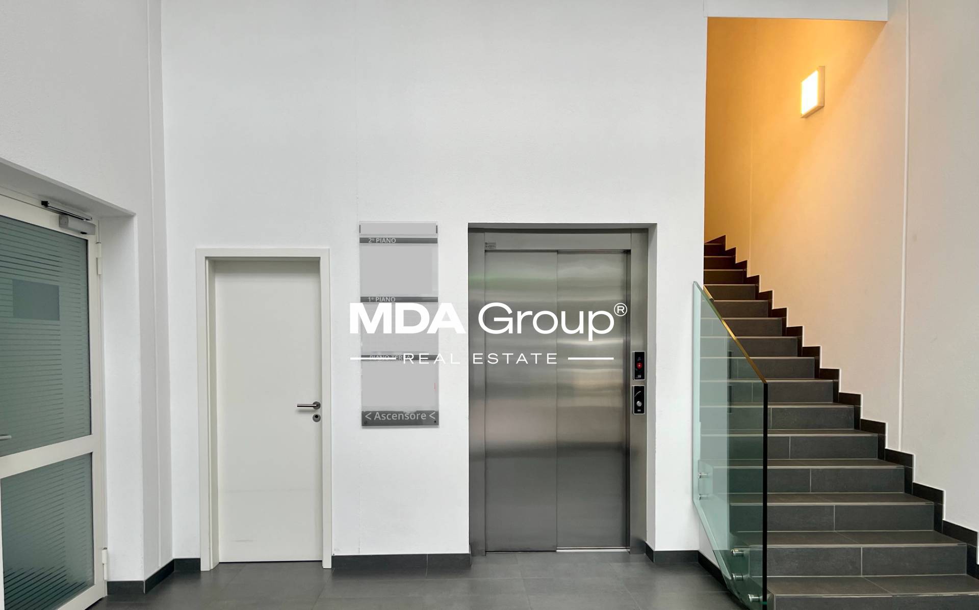 MODERN INDUSTRIAL SURFACE WITH OFFICES AND WAREHOUSE