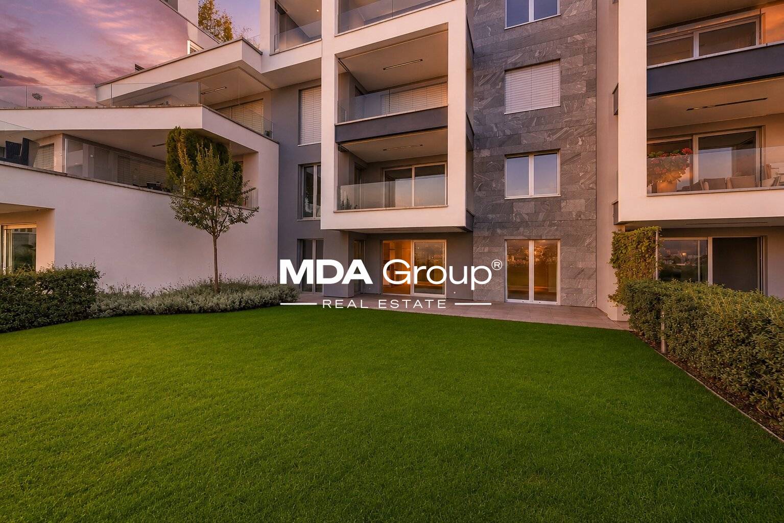MAGNIFICENT APARTMENT WITH GARDEN IN AN EXCLUSIVE HOTEL SETTING