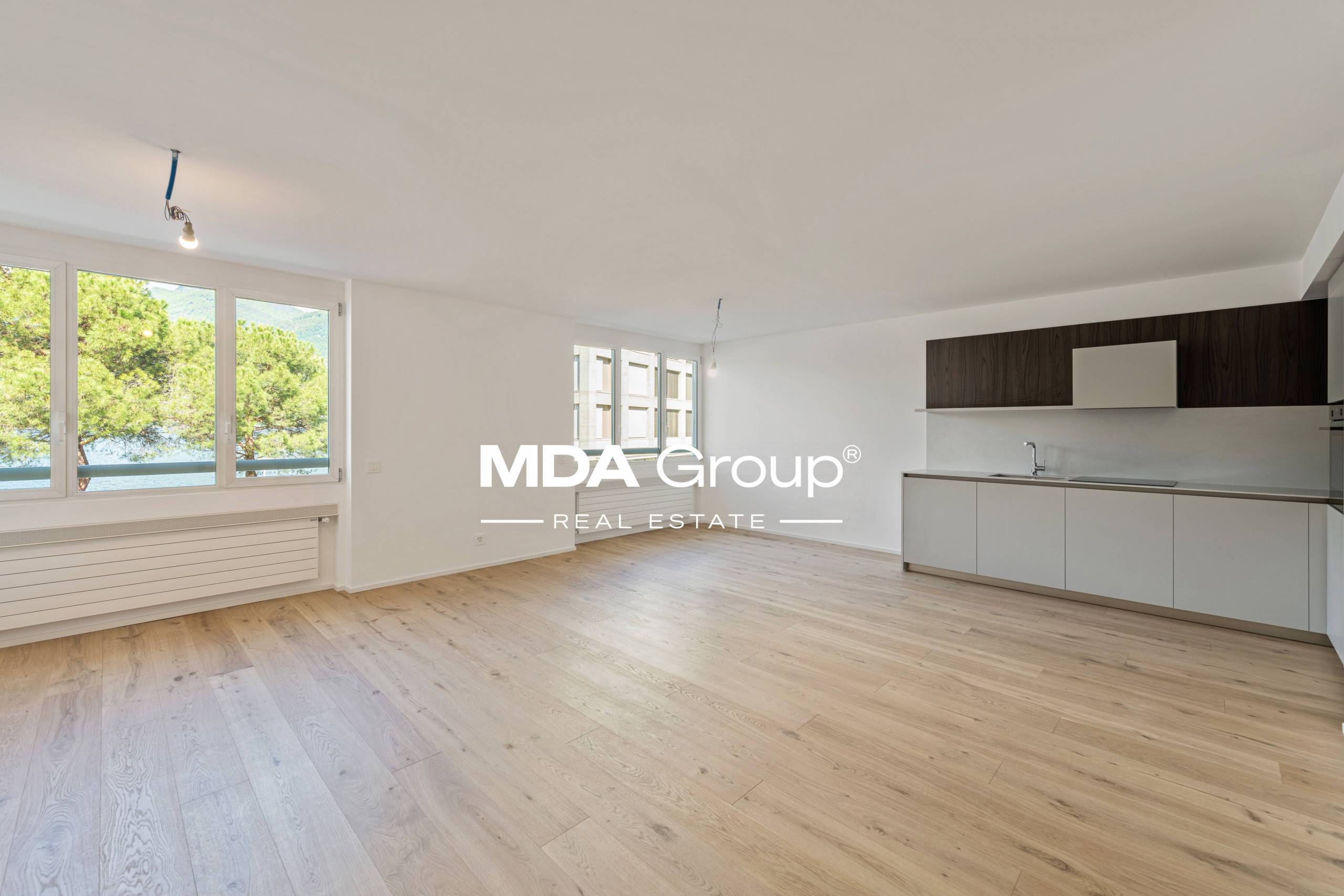97 M2 LOFT STYLE - LAKE VIEW